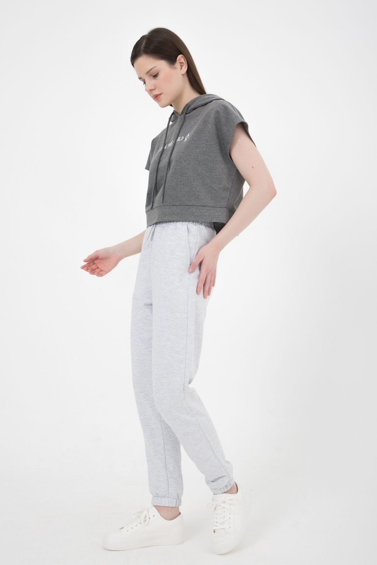 Kadın Lastikli Paça Cepli Regular Fit Jogger Eşofman Altı