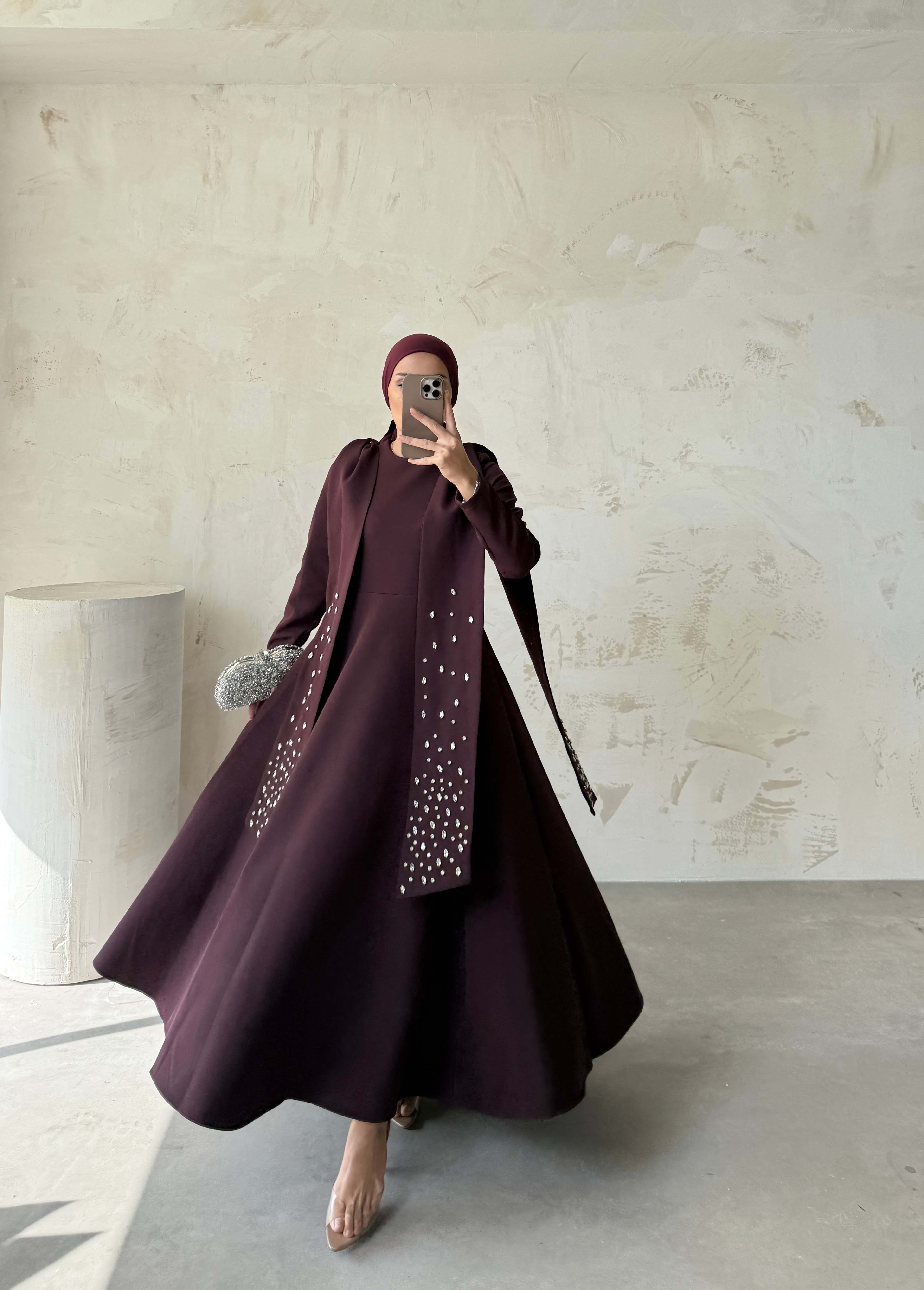 AMİRA ABİYE  - Bordo