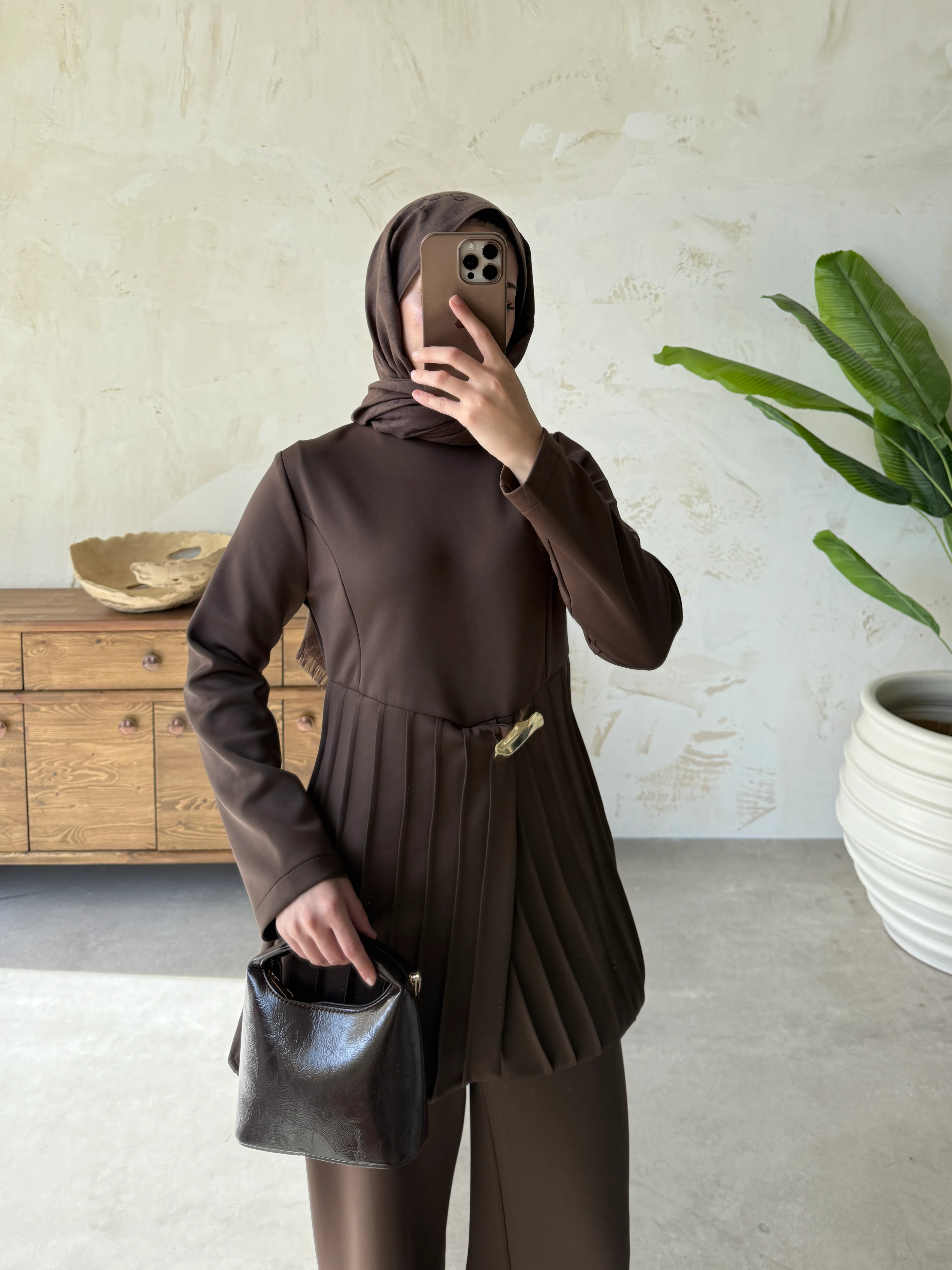 İSALLE TAKIM  - Acı Kahve