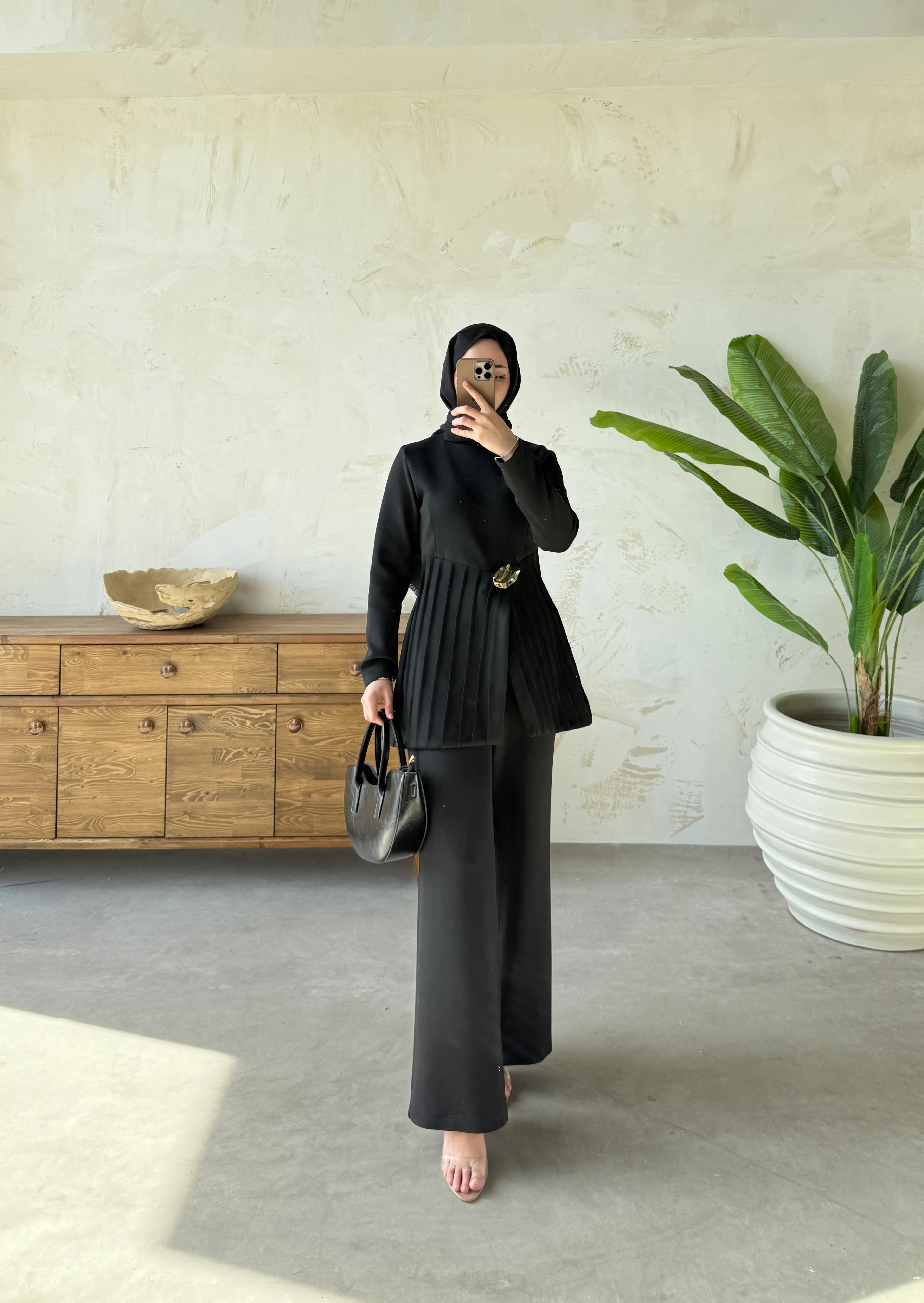 İSALLE TAKIM  - SİYAH