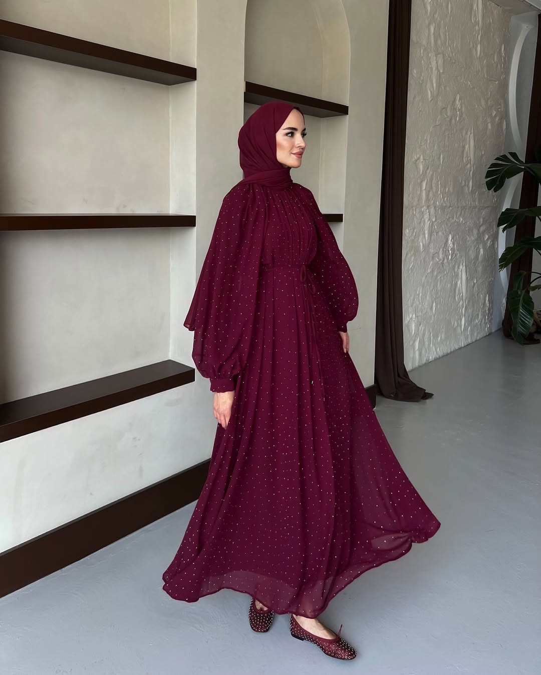 TAŞLI ŞİFON ELBİSE - BORDO