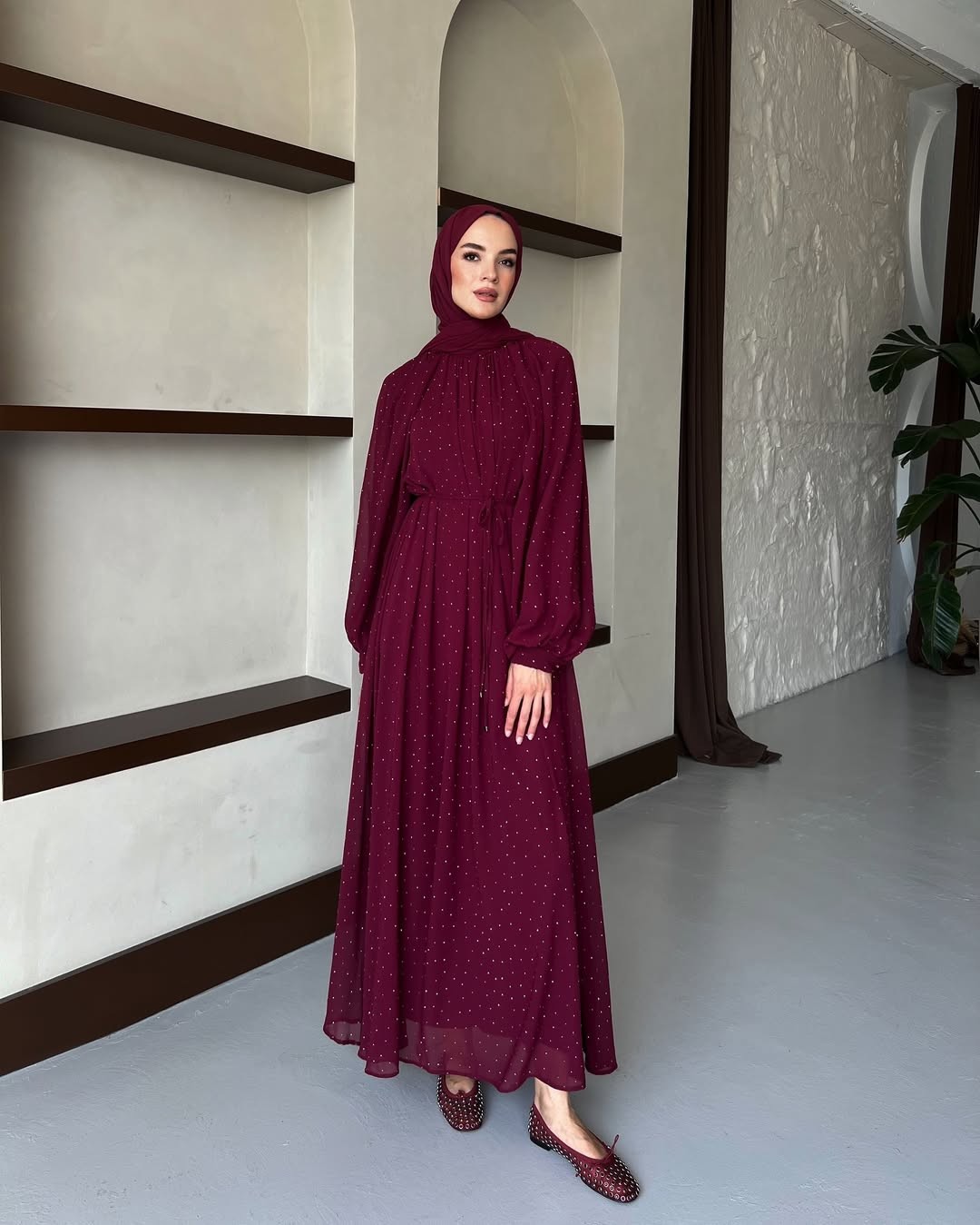 TAŞLI ŞİFON ELBİSE - BORDO