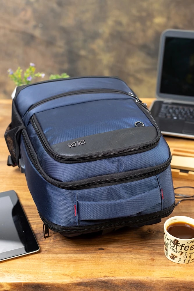 T-Life DD Premium USB Type-C Girişli Notebook Sırt Çantası 15.6" 