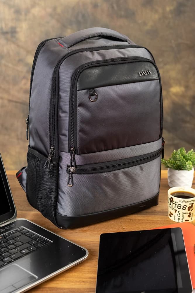 T-Life DD Premium USB Type-C Girişli Notebook Sırt Çantası 15.6"