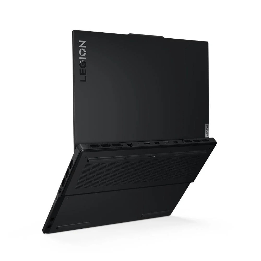 Lenovo Legion Pro 7 | Intel Core i9-14900HX | 32GB DDR5 | 1TB SSD | NVIDIA GeForce RTX 4090