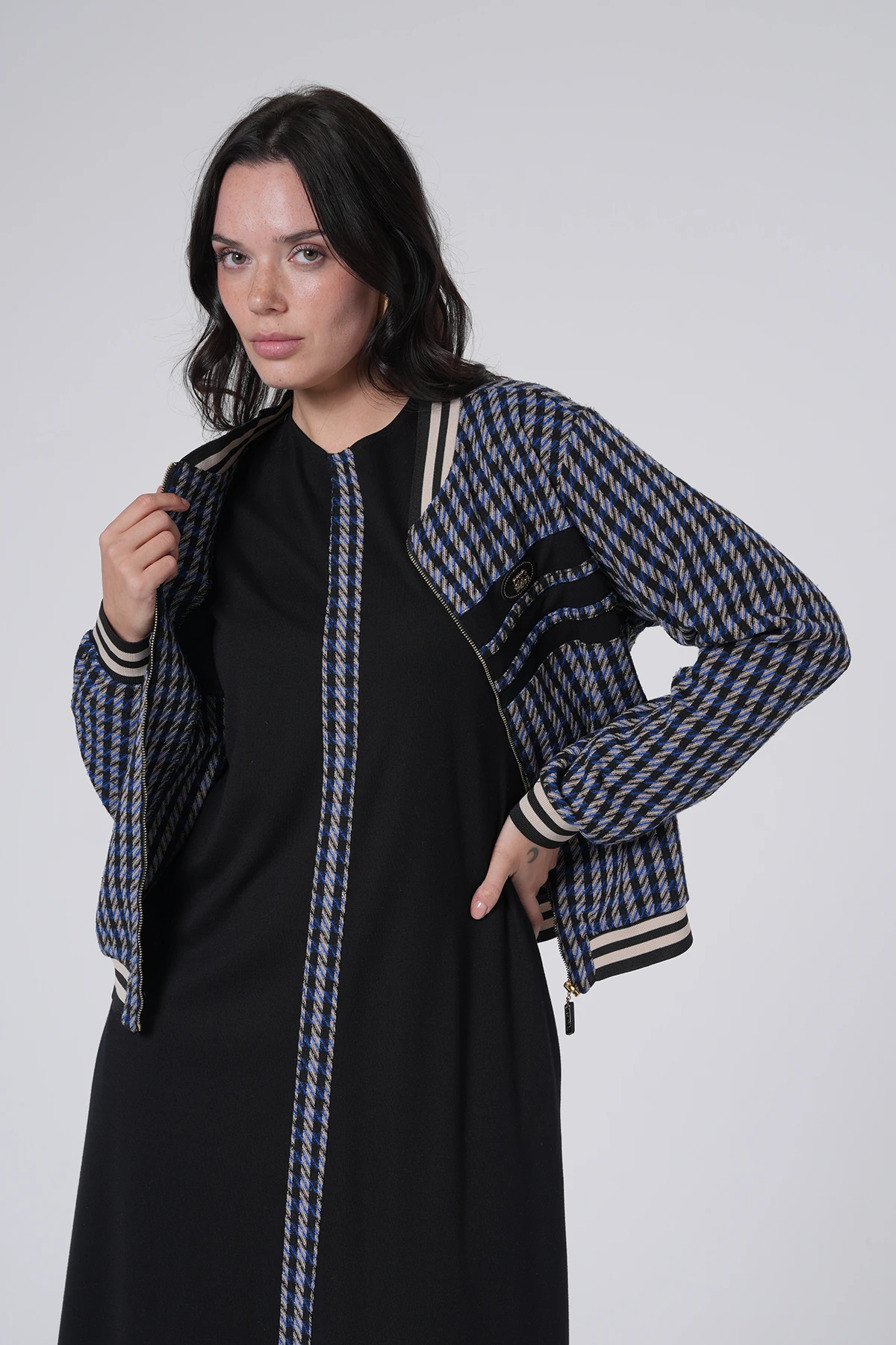 Desenli Ceketli Uzun Elbise Takım main variant image