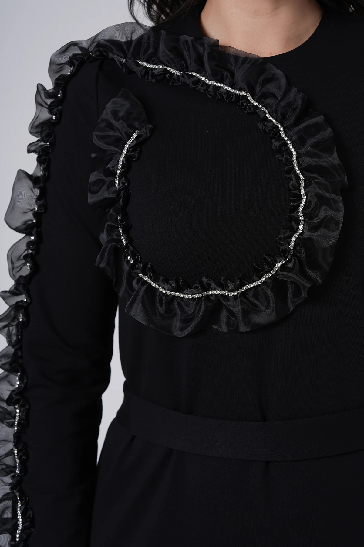 Volan Detaylı Uzun Elbise