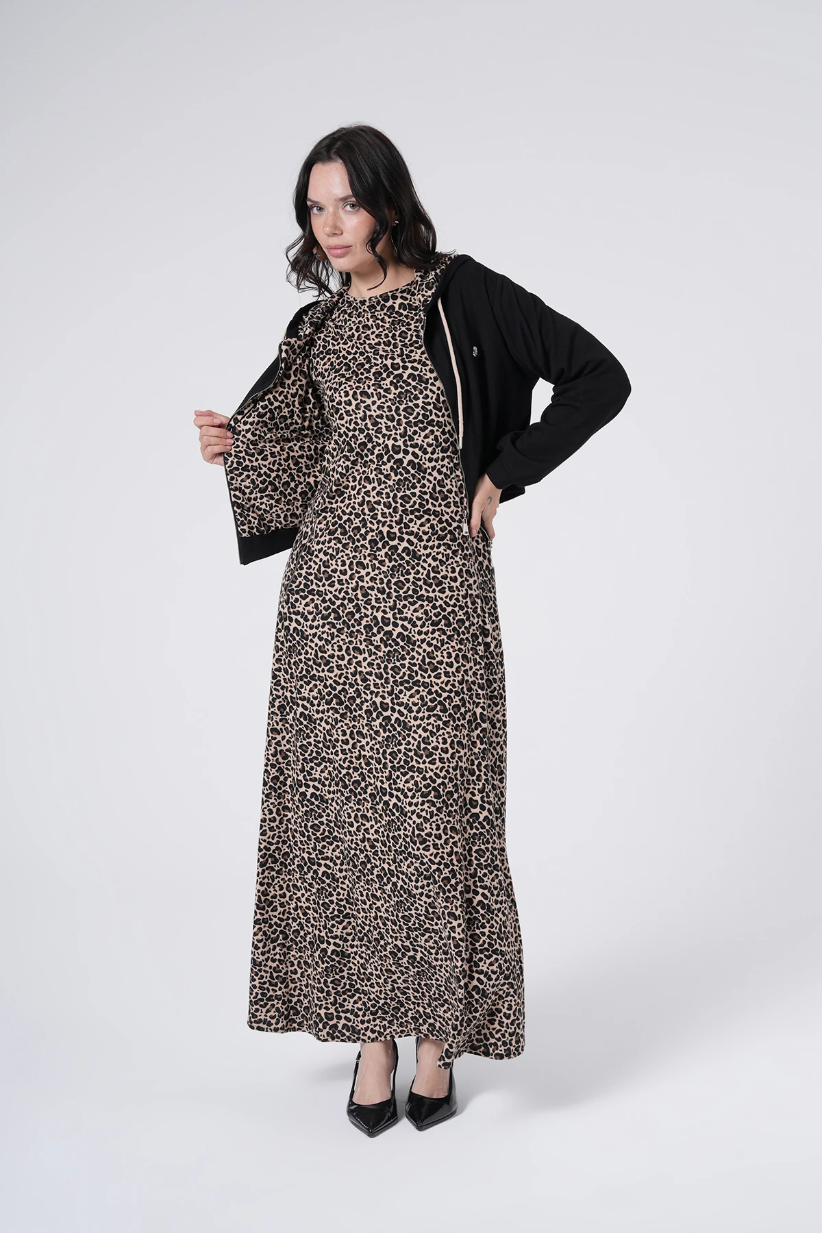 Kapüşonlu Leopar Desenli Elbise Takımı