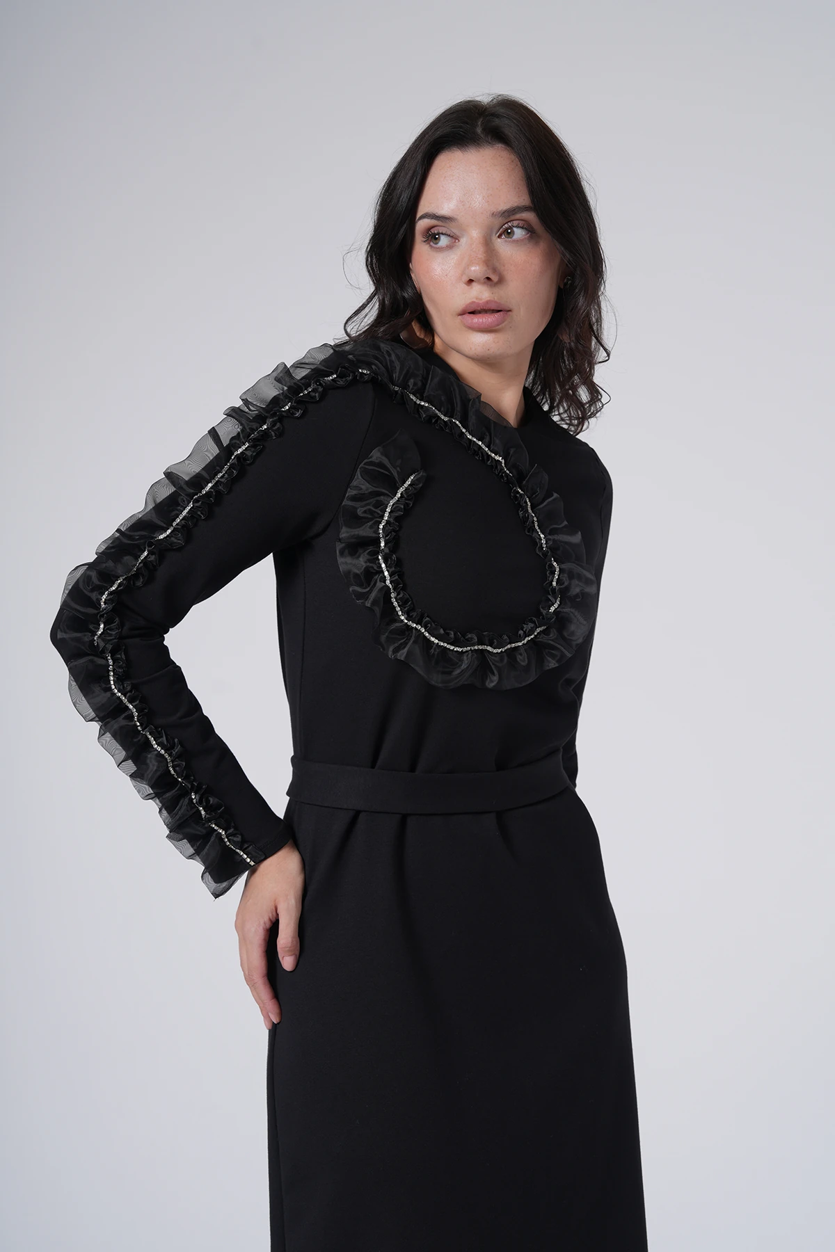 Volan Detaylı Uzun Elbise