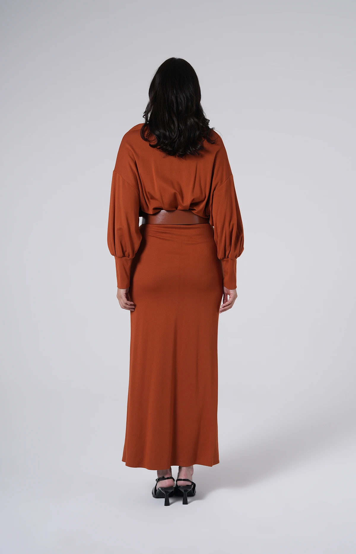 Modern Kemerli Maxi Elbise