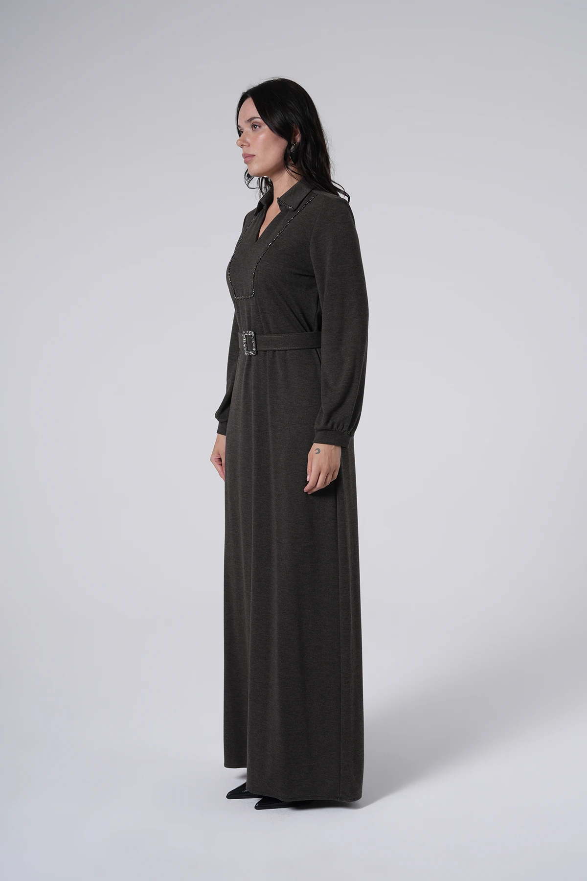 Tokalı Kruvaze Yaka Uzun Elbise