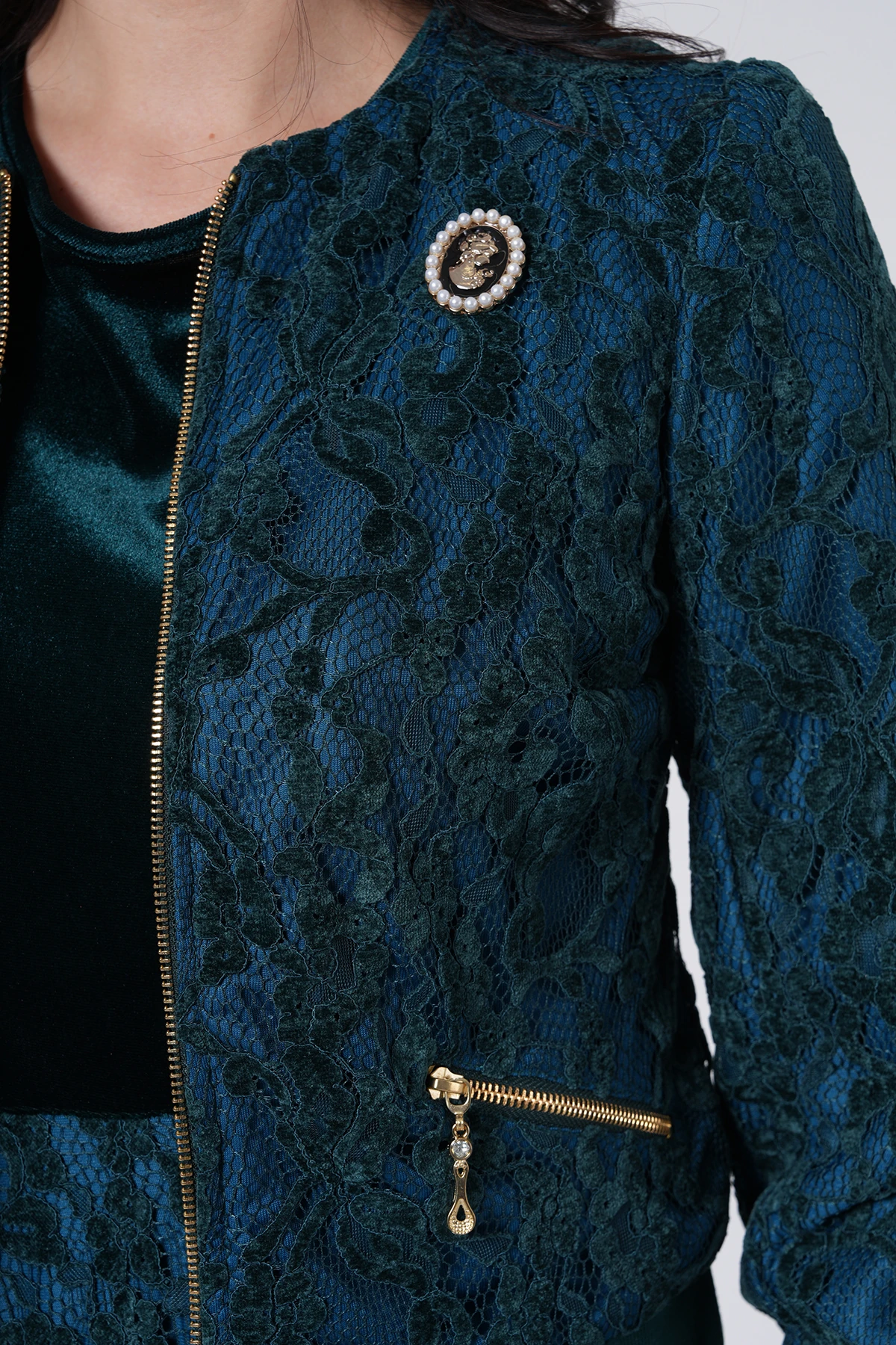 Dantel Detaylı Fermuarlı Uzun Elbise