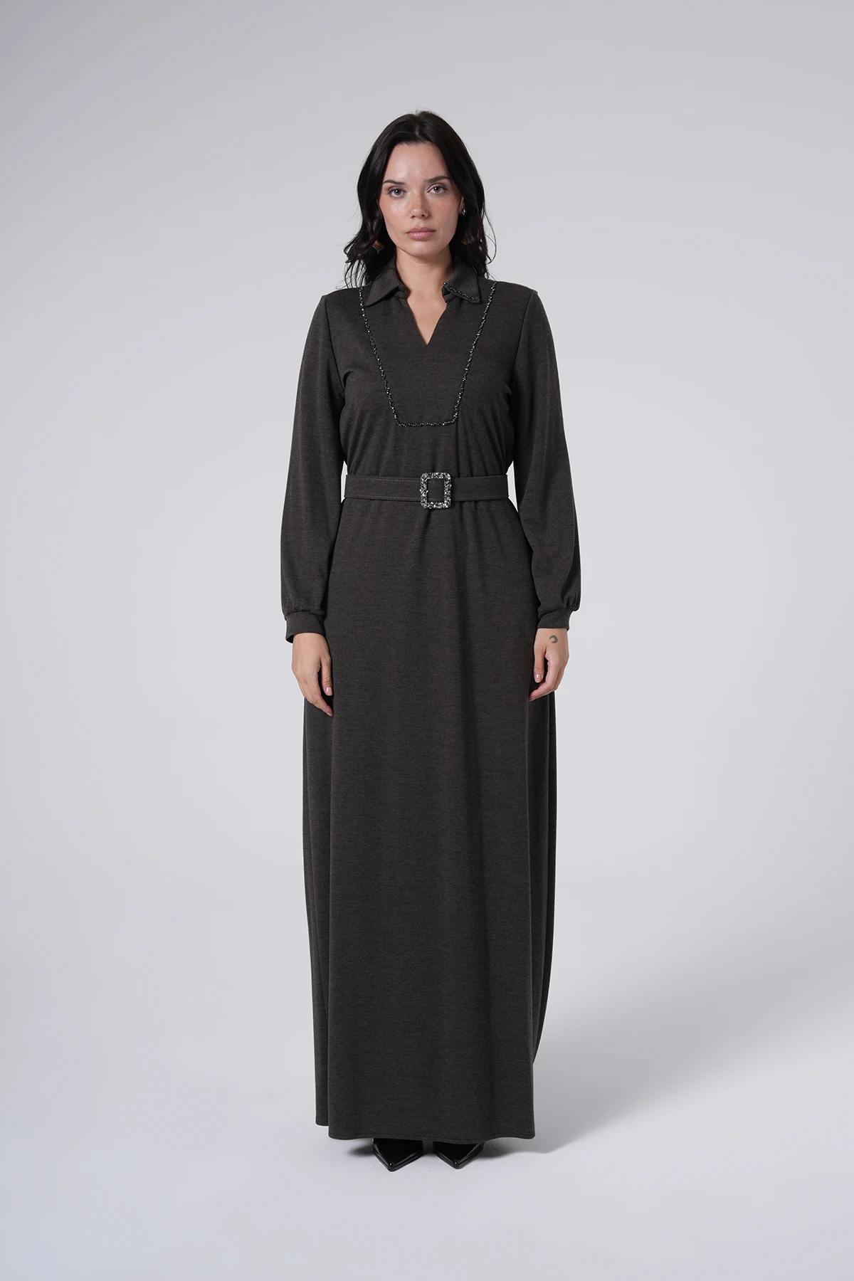 Tokalı Kruvaze Yaka Uzun Elbise