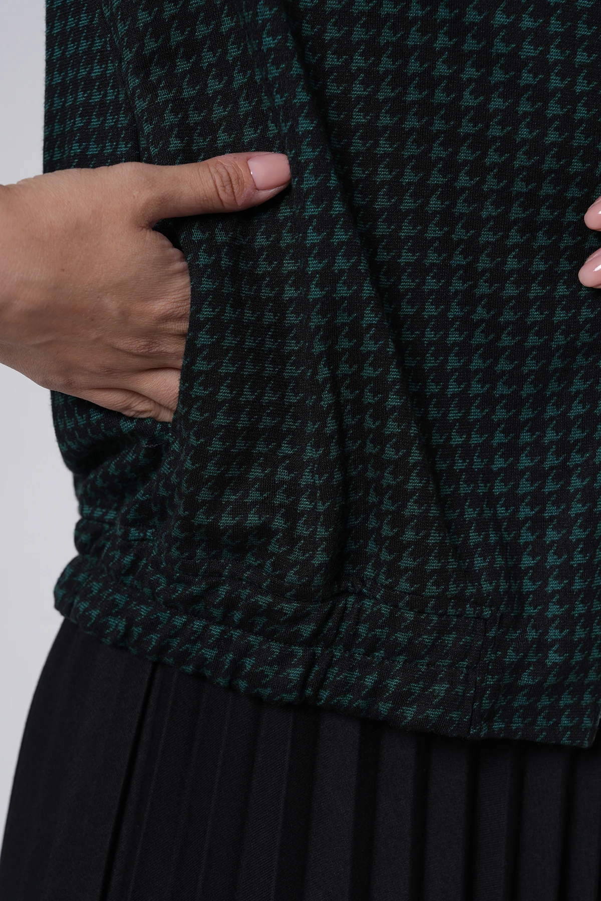 Desenli Fermuarlı Ceketli Pileli Takım