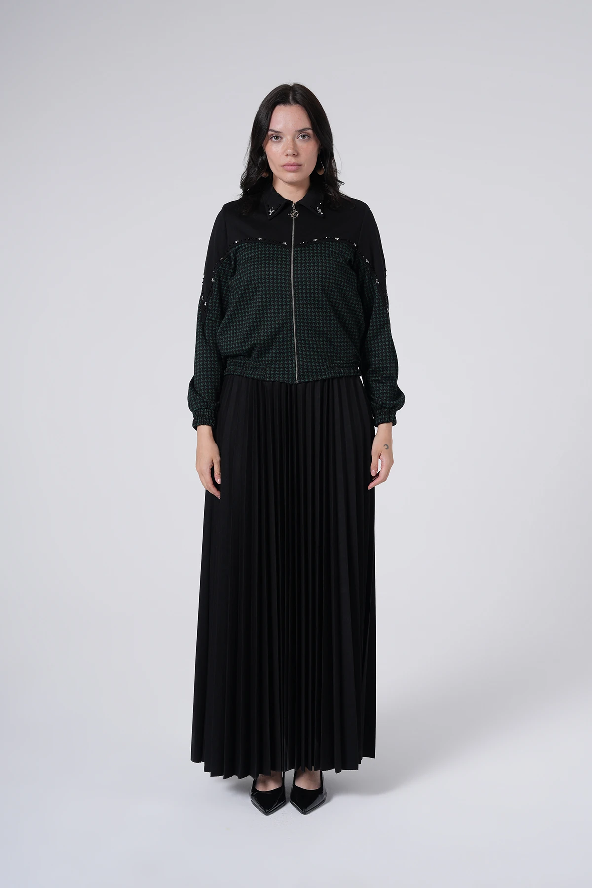 Desenli Fermuarlı Ceketli Pileli Takım