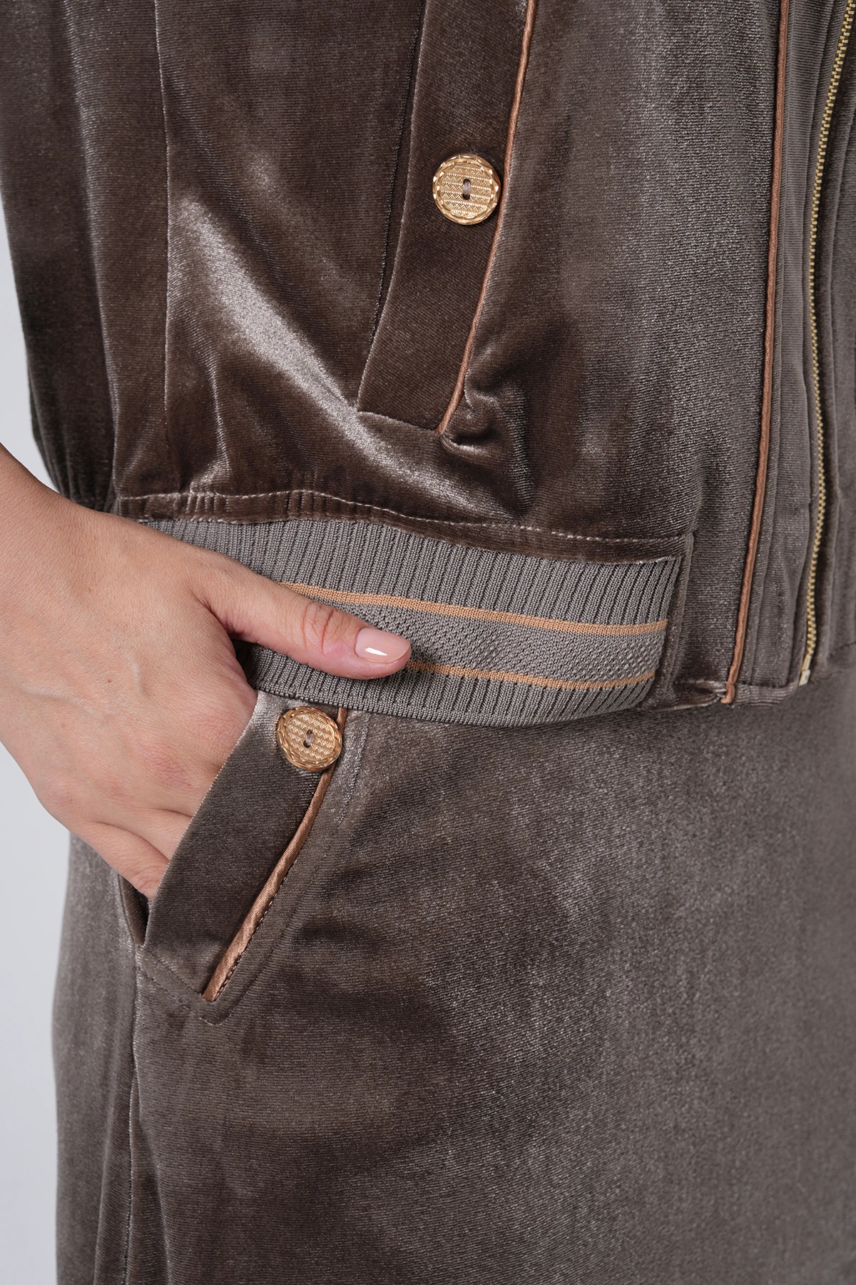 Işıltılı Kadife Elbise Takımı