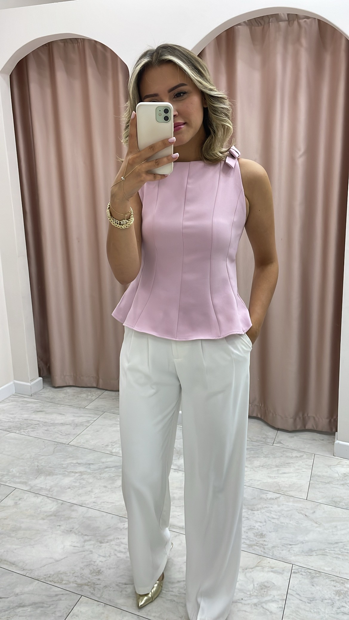 Pembe Bluz
