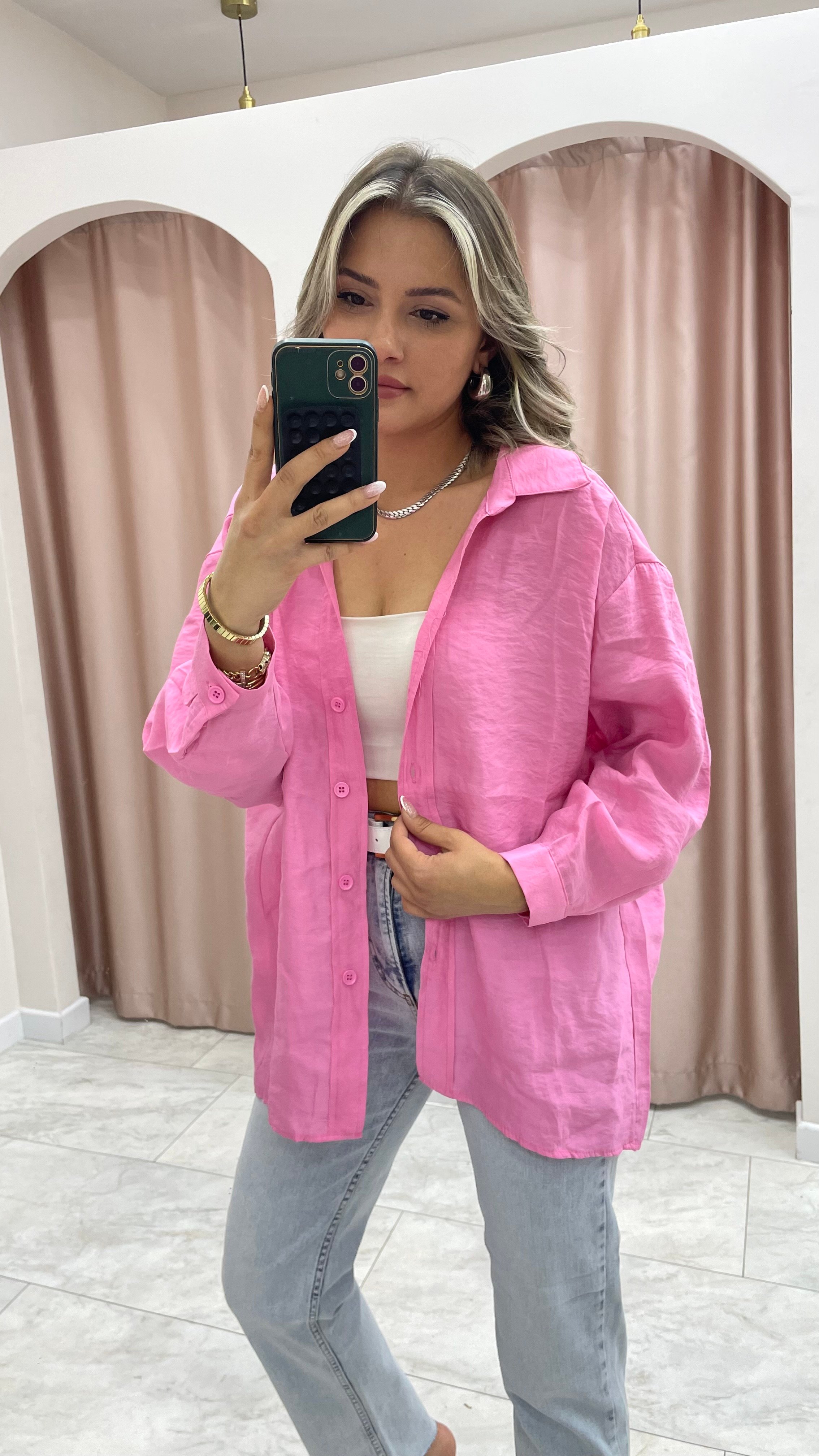 PEMBE GÖMLEK