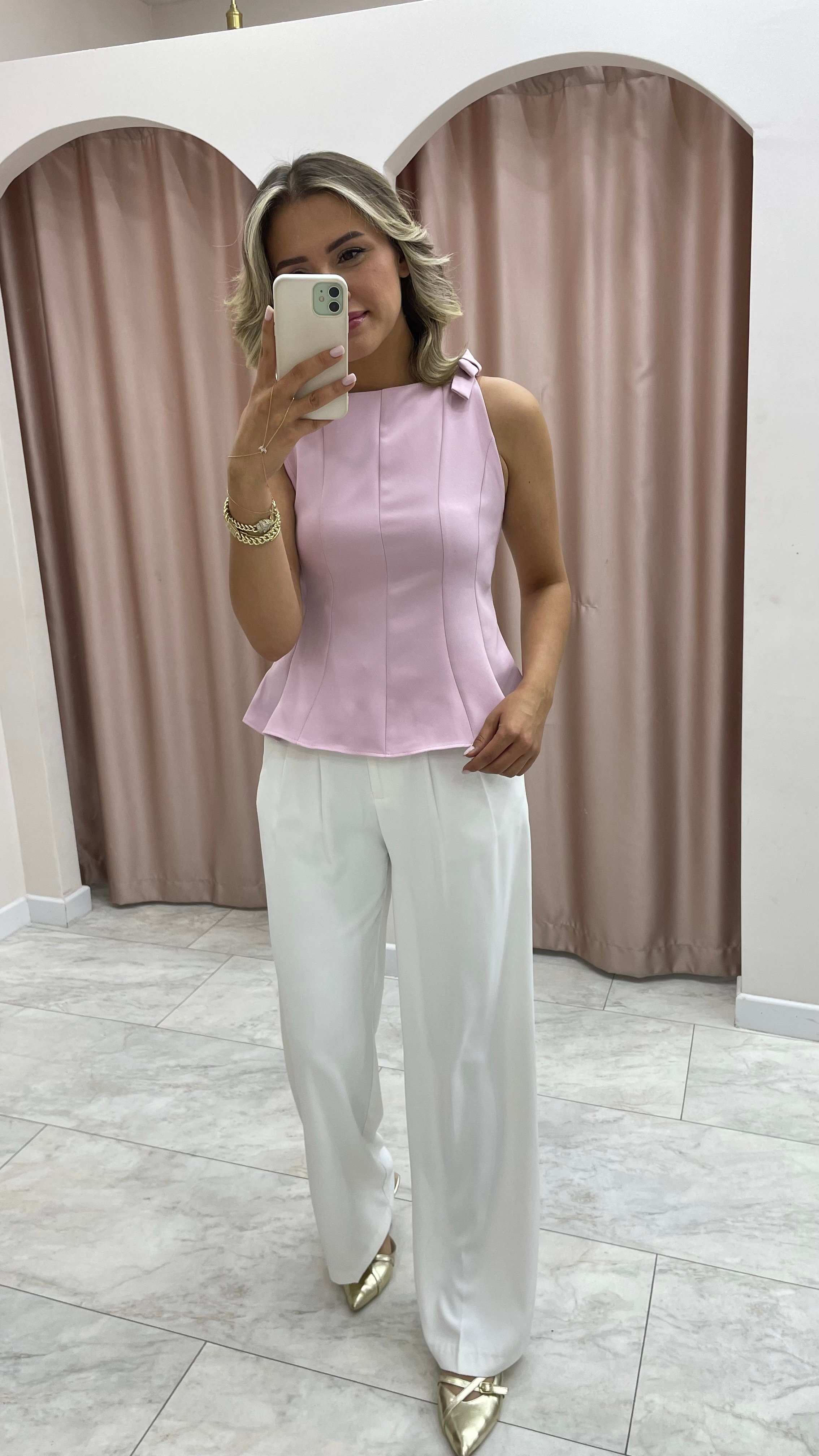 Pembe Bluz