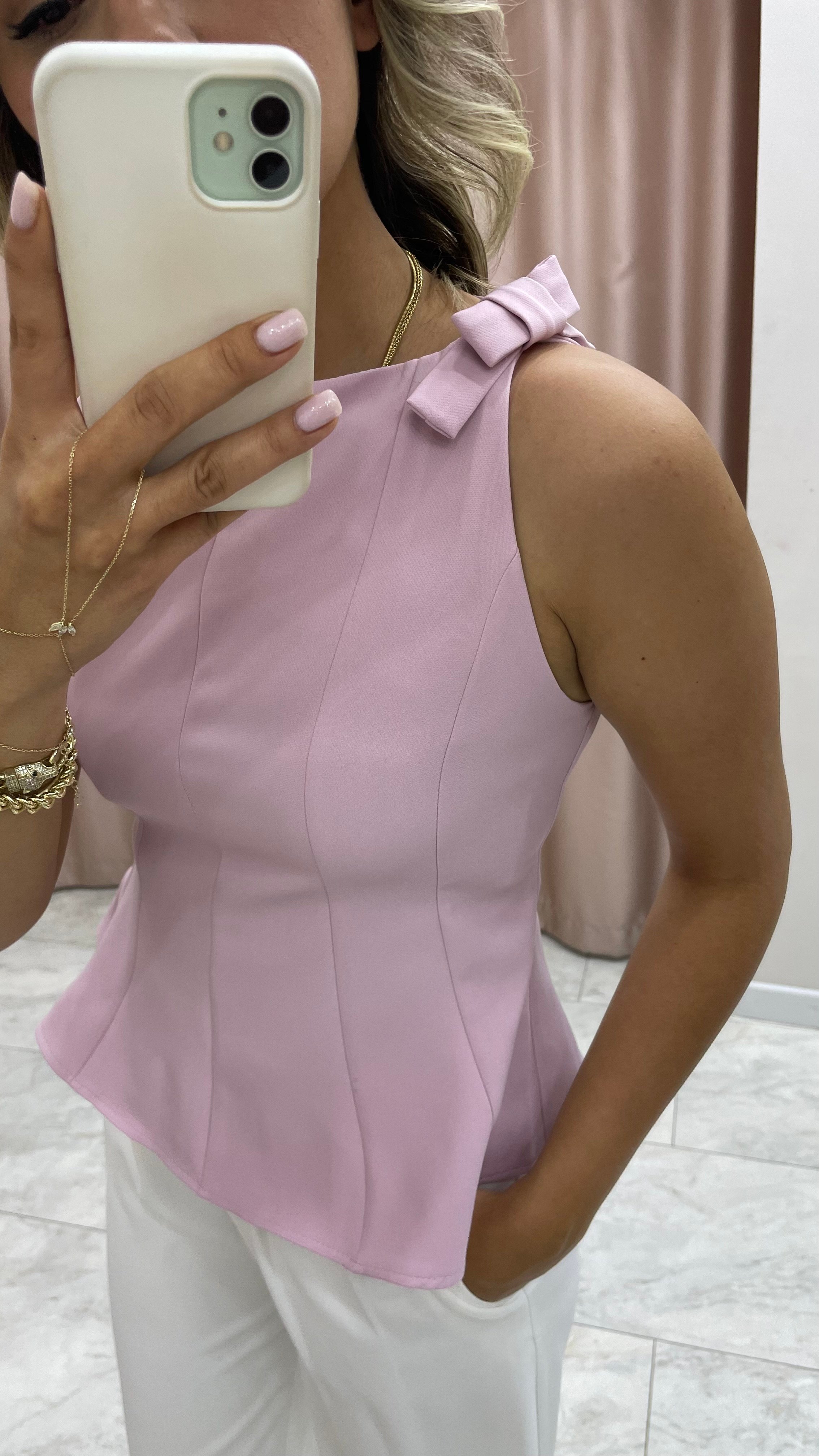 Pembe Bluz