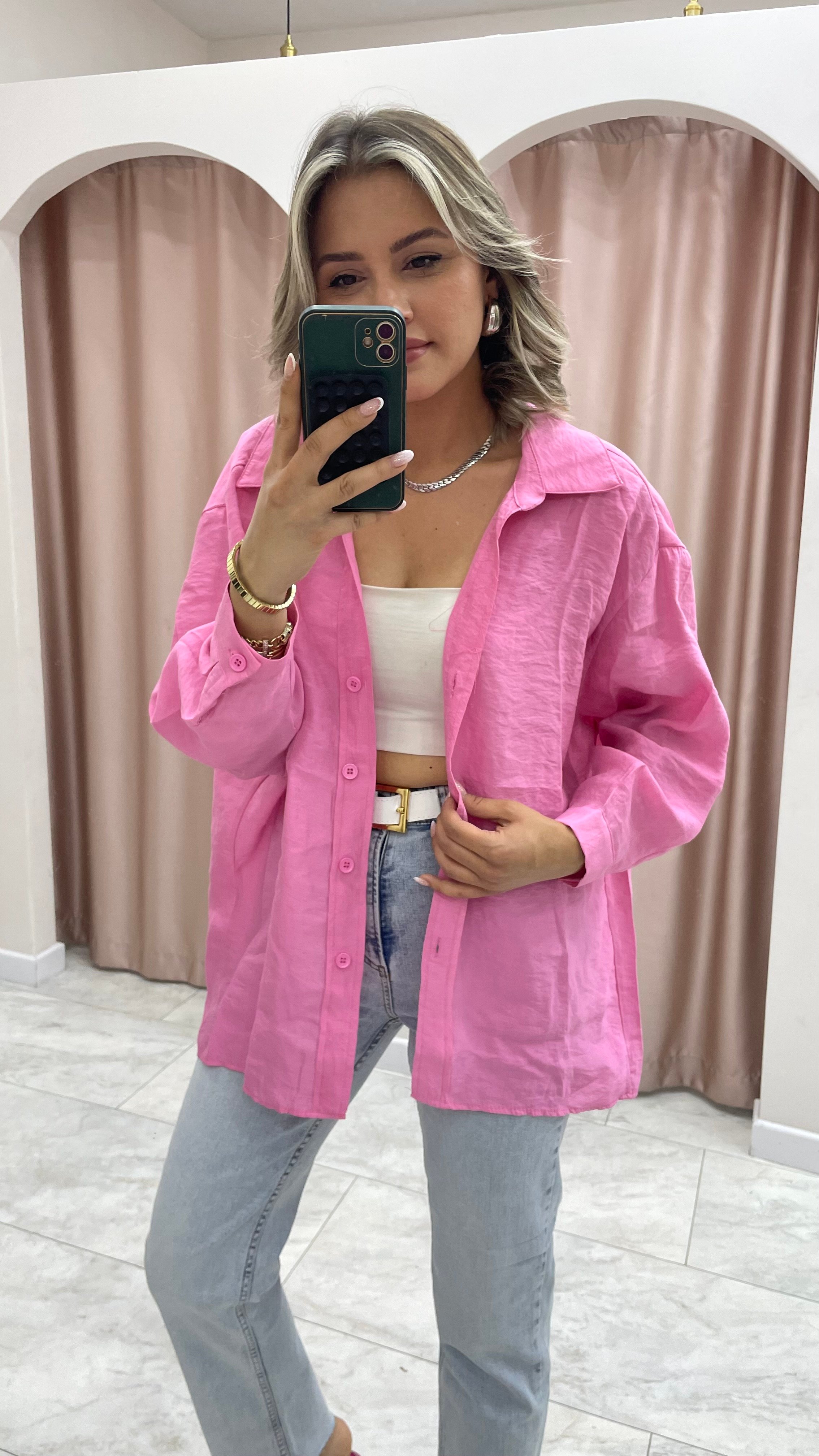 PEMBE GÖMLEK
