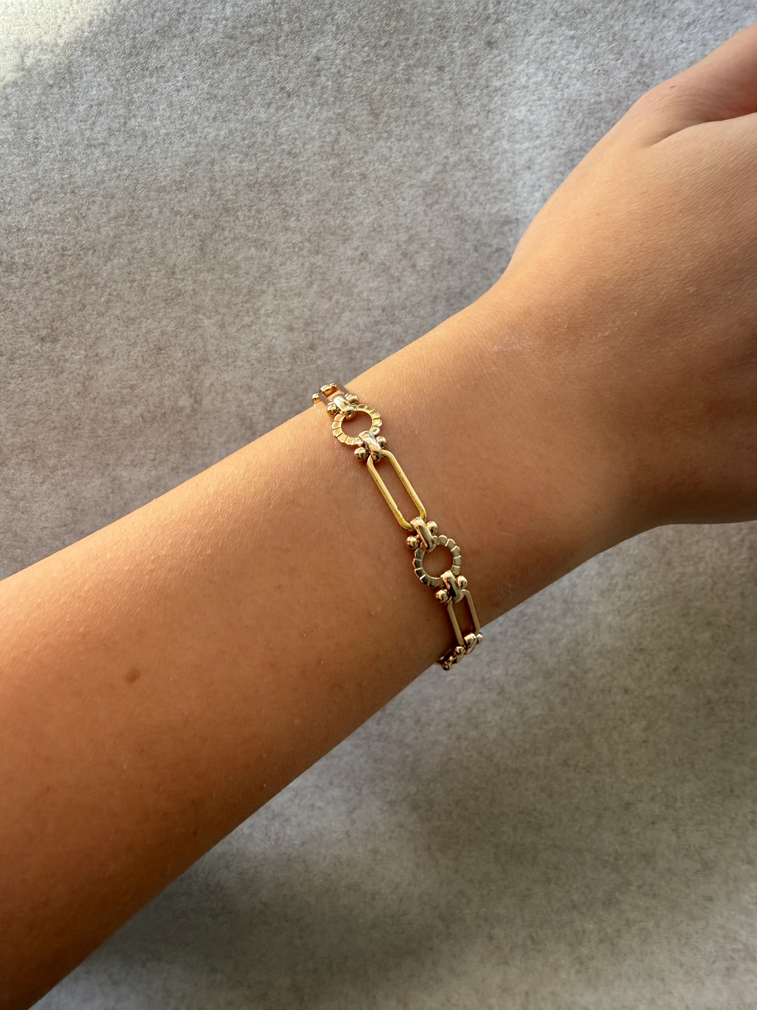 Halka Detay Tasarım Bileklik