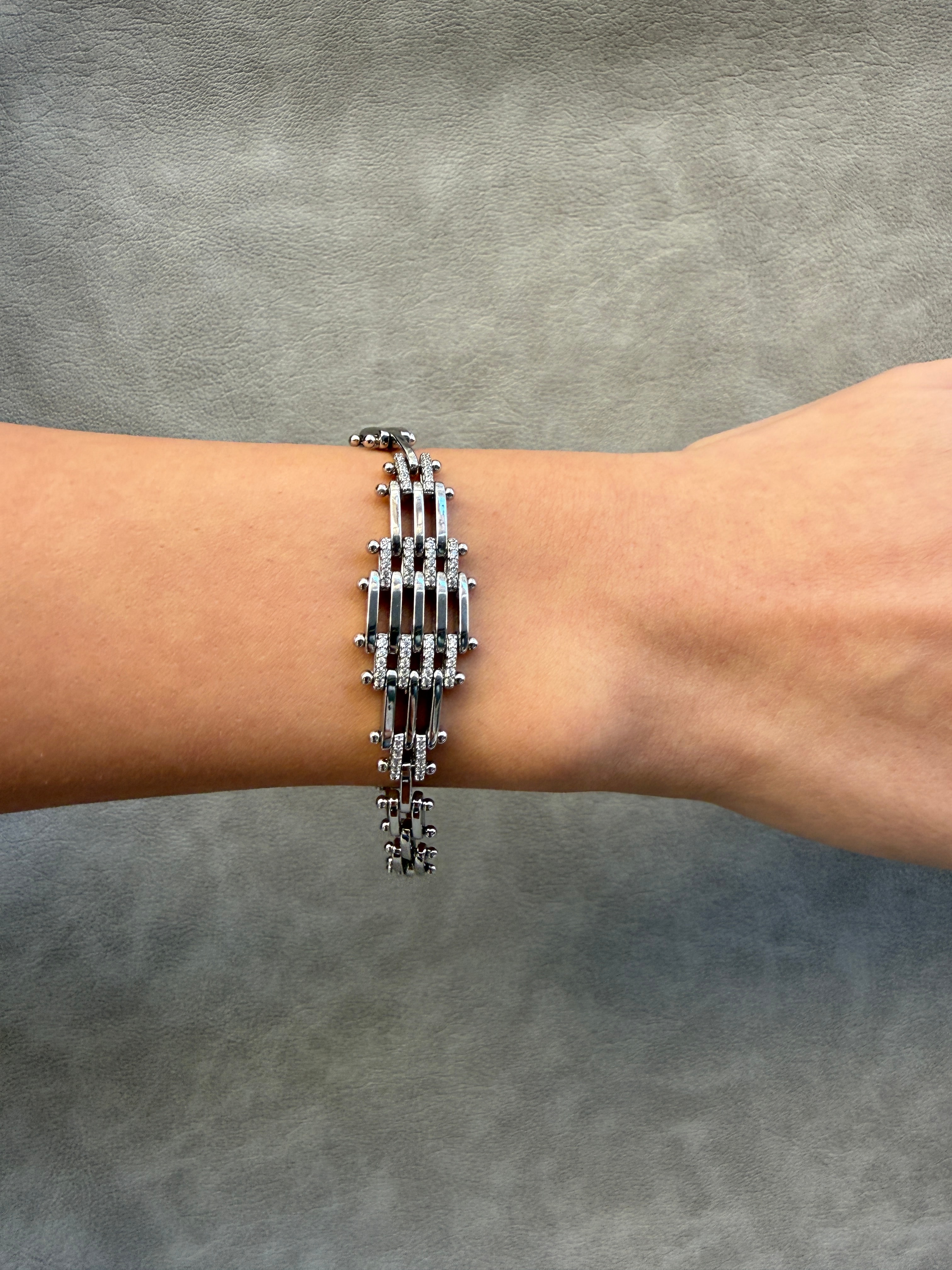 Tasarım Örgü Piramit Bileklik