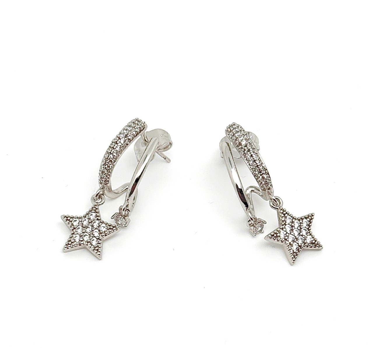 Yıldız Detaylı Çiftli Görünüm Sallantılı Küpe (Silver)