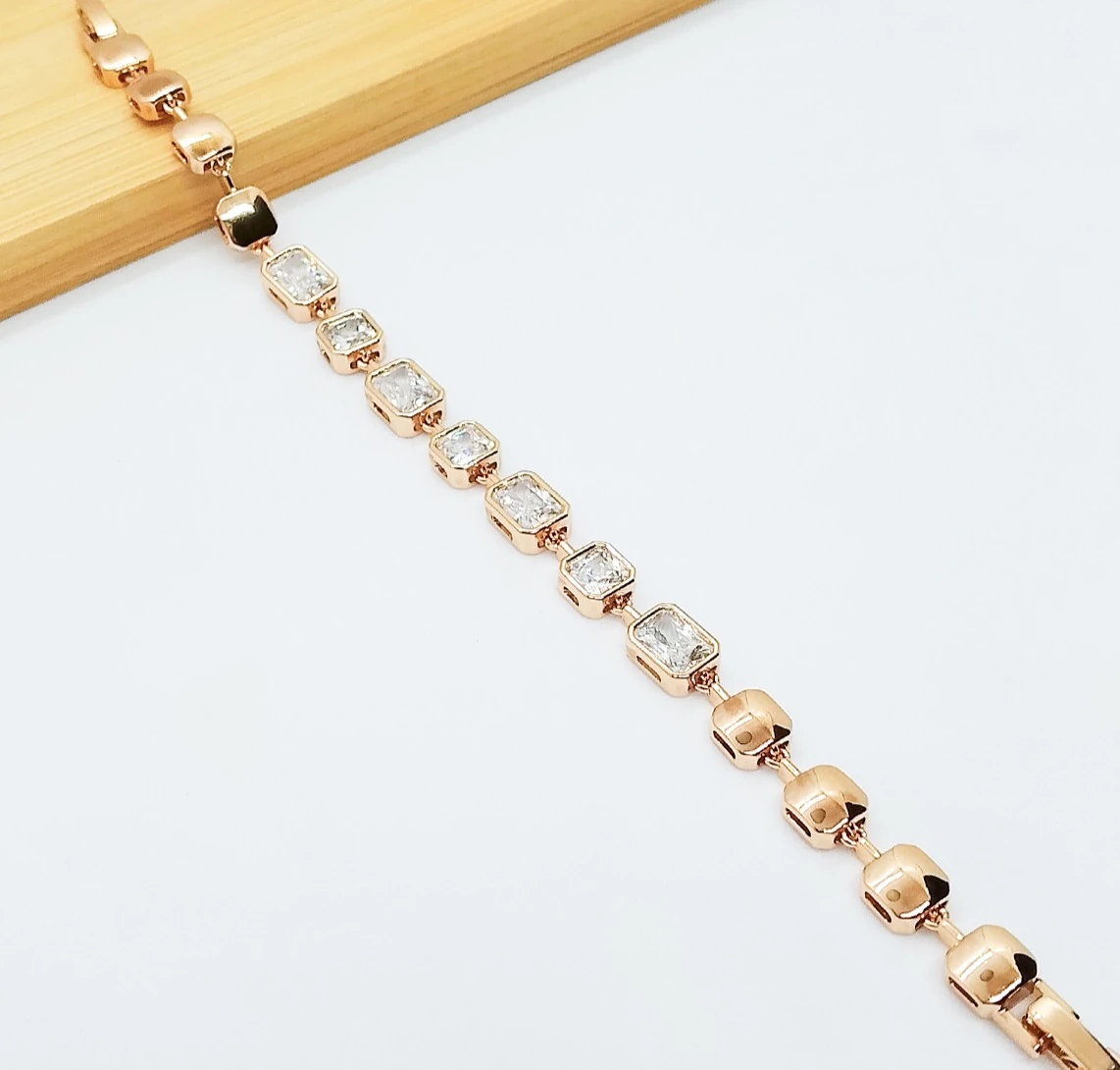 Kare & Dörtgen Zirkon Taşlı Tasarım Bileklik 