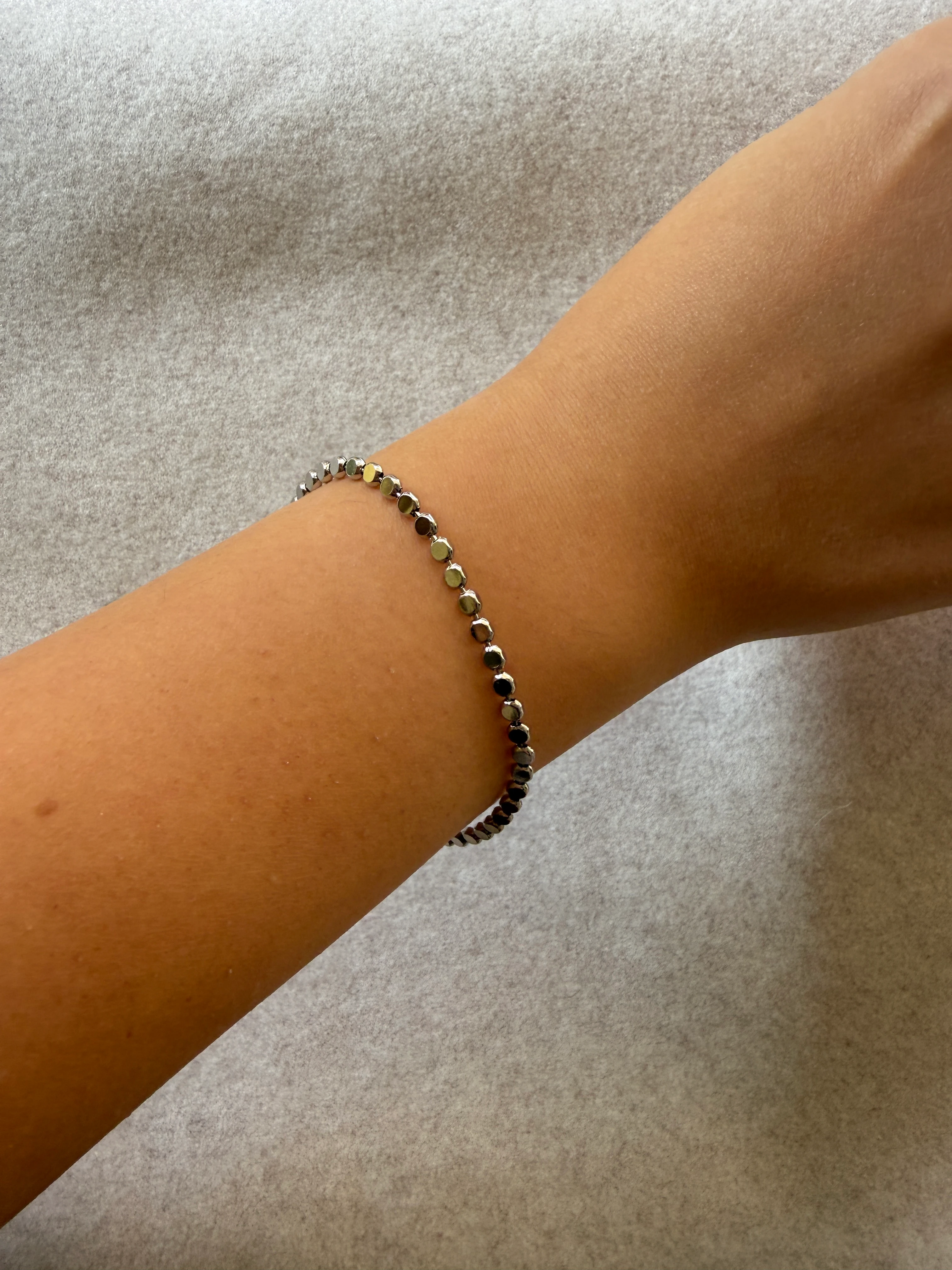 Gümüş Renk Arpa Bileklik