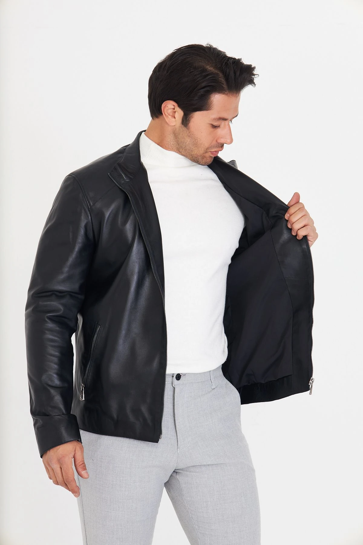 Erkek Hakiki Deri Ceket – Siyah, Dik Yaka, Fermuarlı, Astarlı, 70 cm - 506322