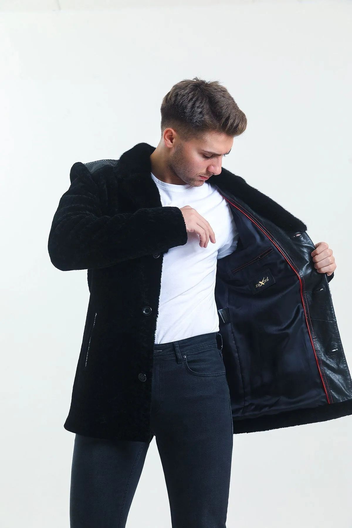 Erkek Siyah Deri Mont - Dışı Kürklü, İçi Astar Detaylı, Düğme Kapamalı, Fit Kesim, 80 cm