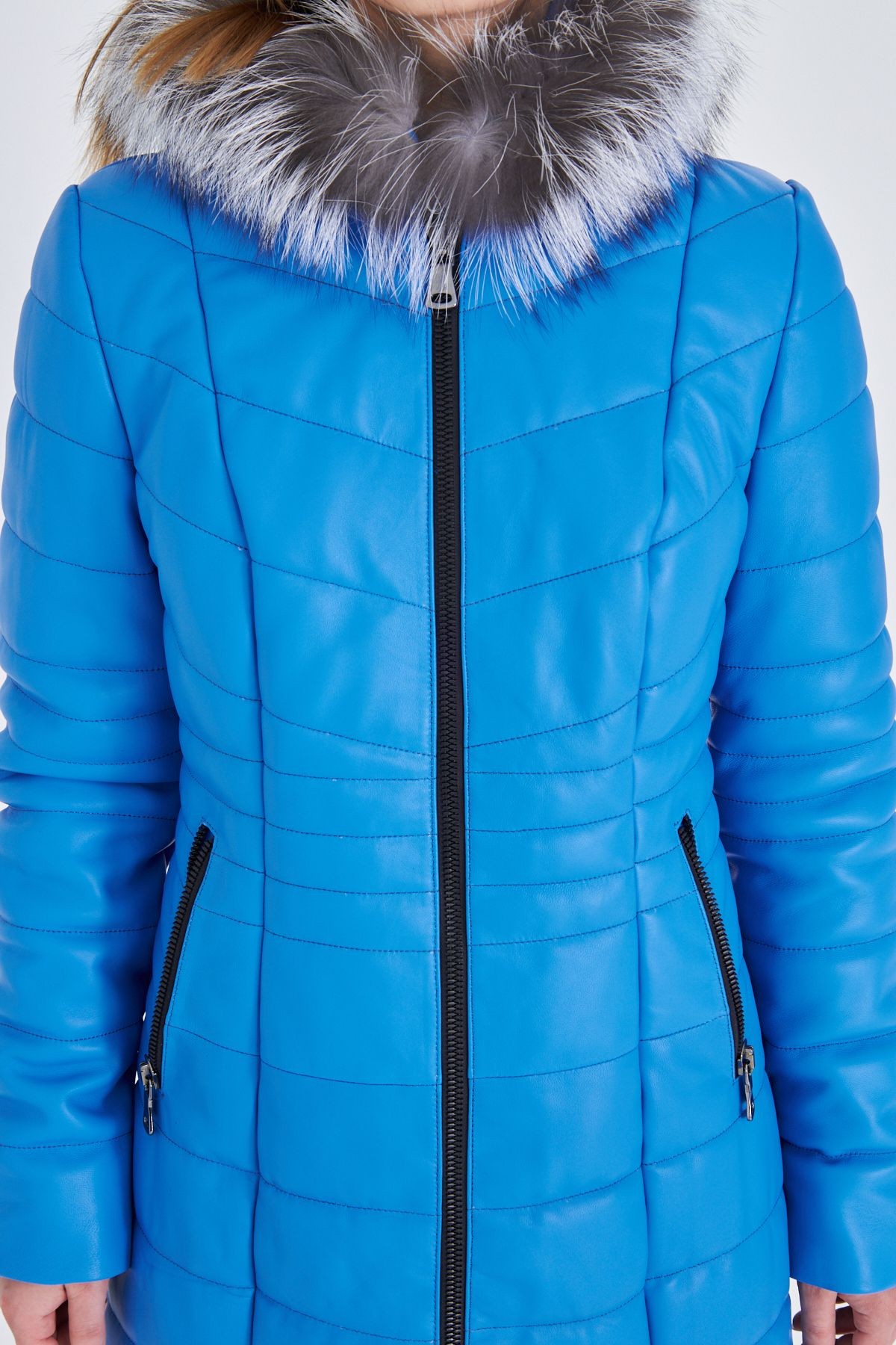 Kadın Mavi Deri Şişme Mont – Özel Kürklü Kapüşon, Fermuarlı, 90 cm - 1049