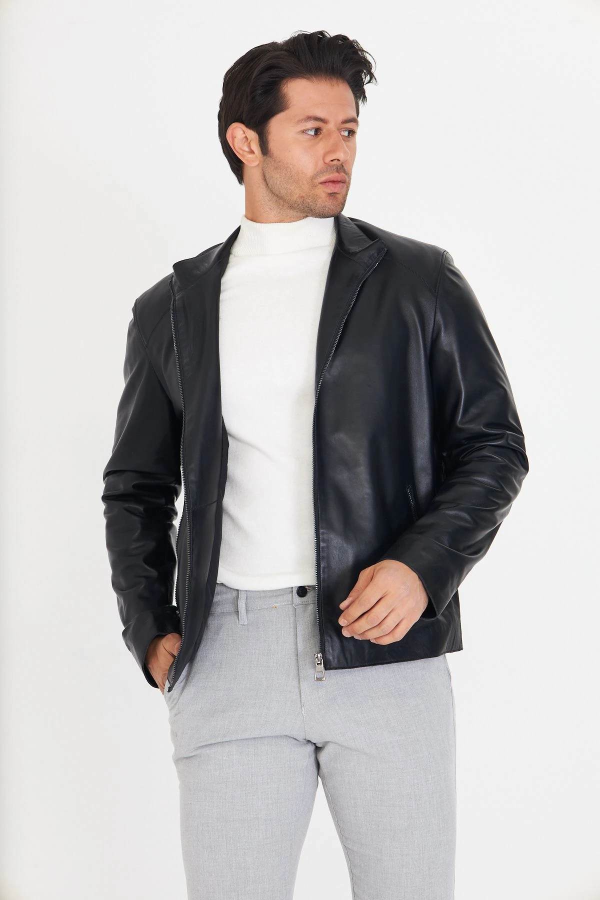 Erkek Hakiki Deri Ceket – Siyah, Dik Yaka, Fermuarlı, Astarlı, 70 cm - 506322