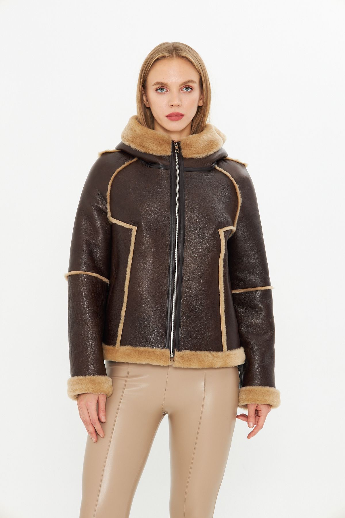 Hakiki Deri Kapüşonlu Oversize Kadın Mont - İçi Kürklü - Kahverengi 65 cm - 115522
