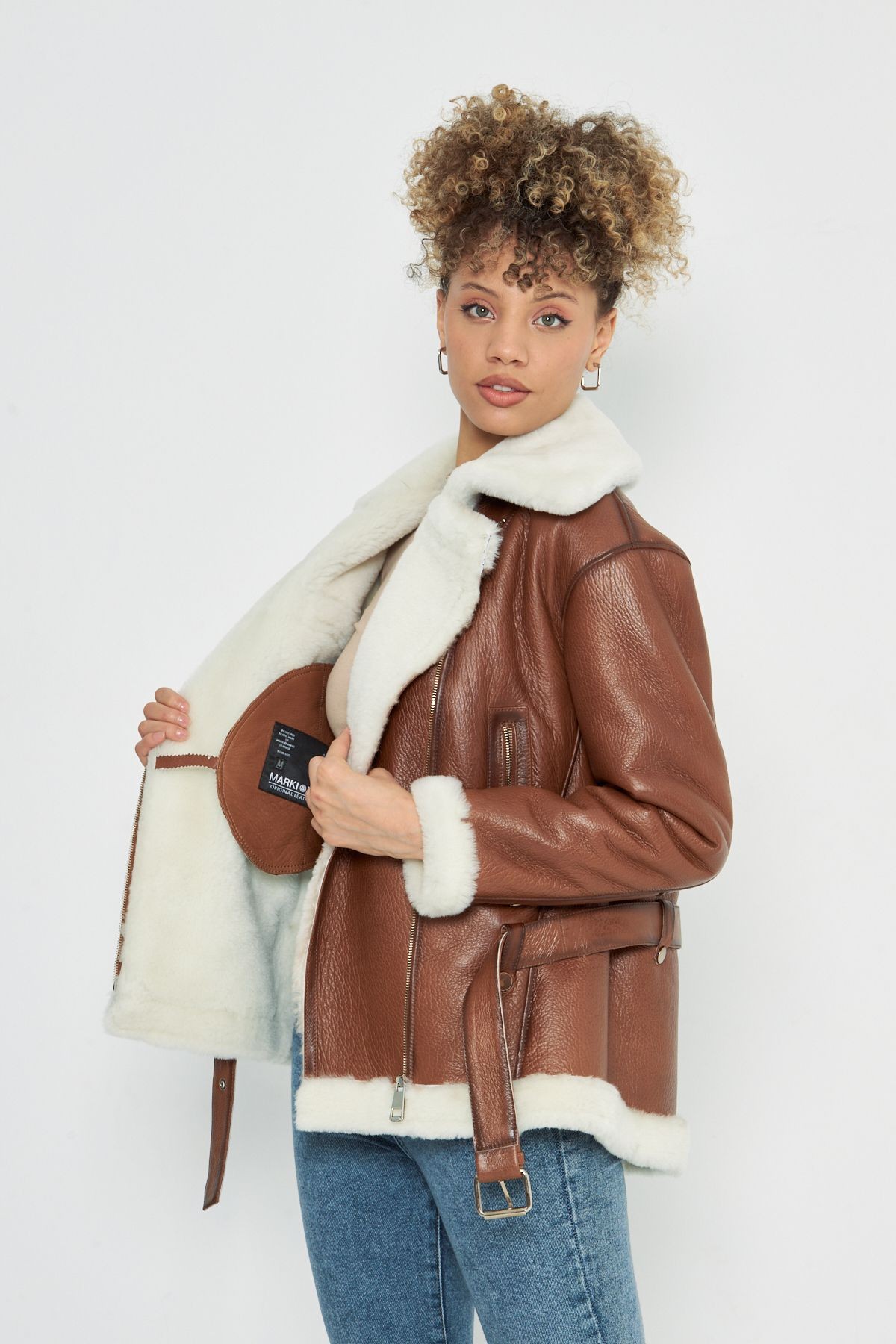 Deri ve Kürk Kadın Kaban - 77 cm, Taba Rengi, Kemerli, Oversize - 106322