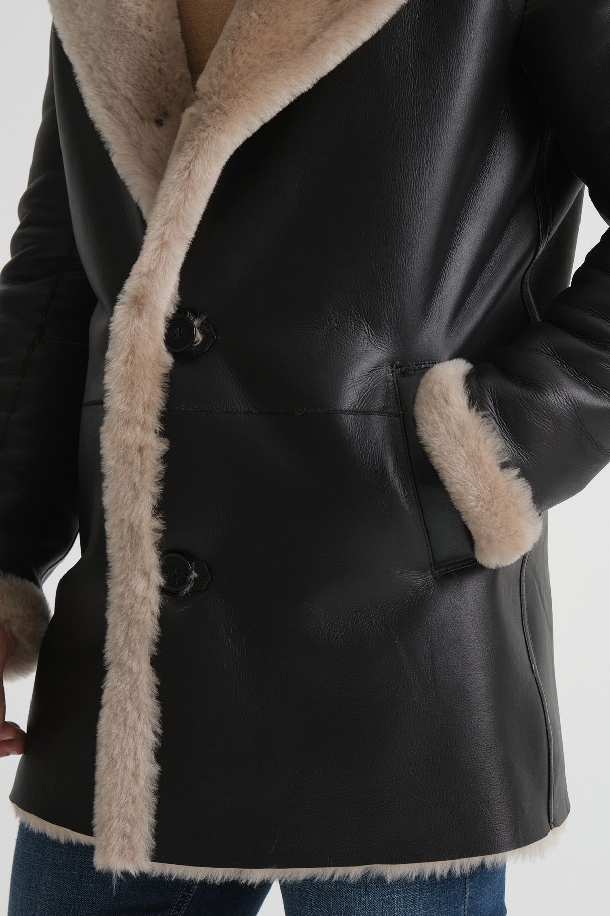 Lüks Erkek Deri Kaban, 90 cm Uzunluk, Hakiki Kürk Yaka, Premium Siyah Dış Yüzey - 500522