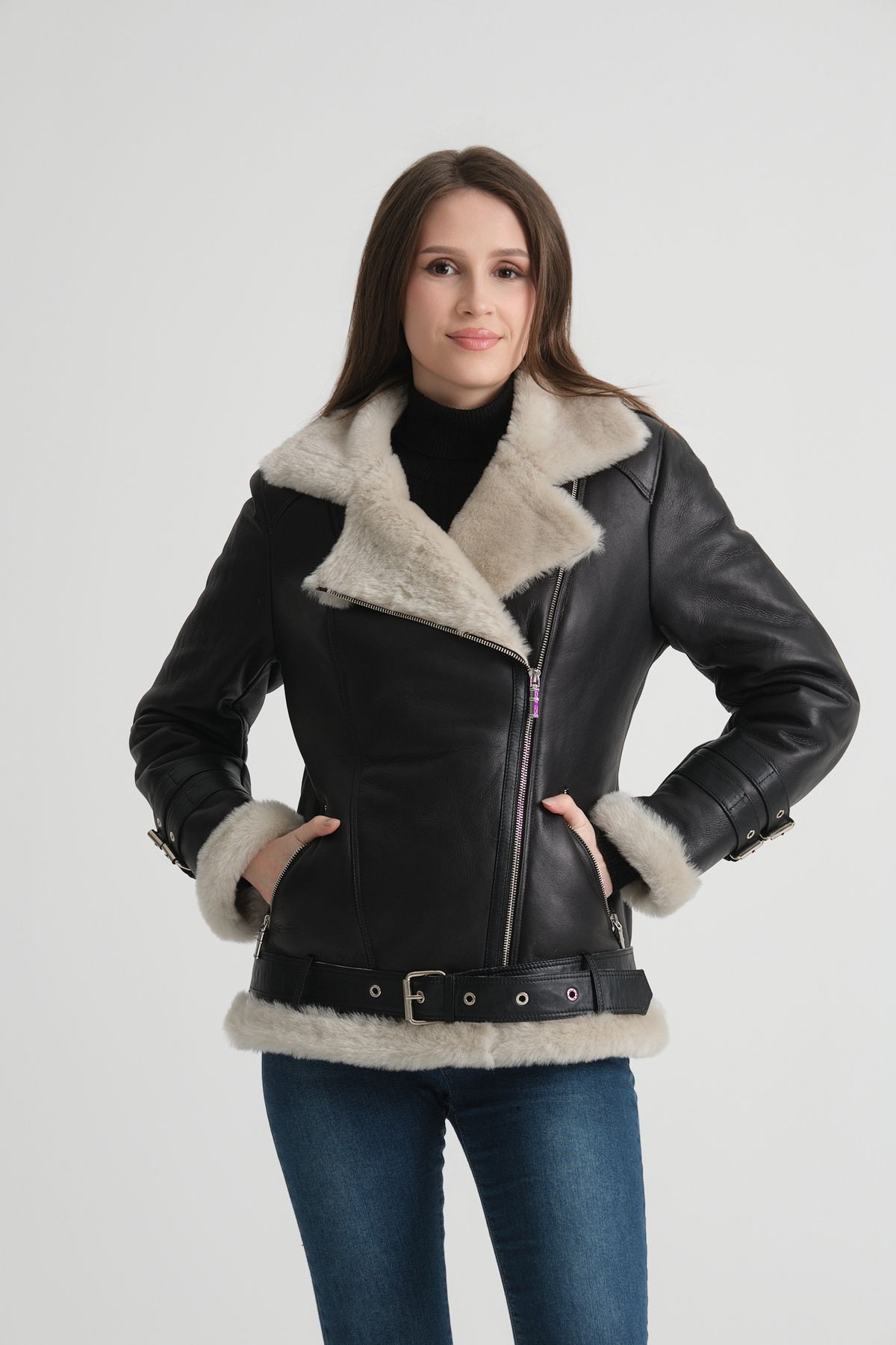 Hakiki Deri Kaban, Içi Kürklü, Kemerli, Kollarda Kemer Detaylı, Taba, 70 Cm - 102622 - siyah-beyaz