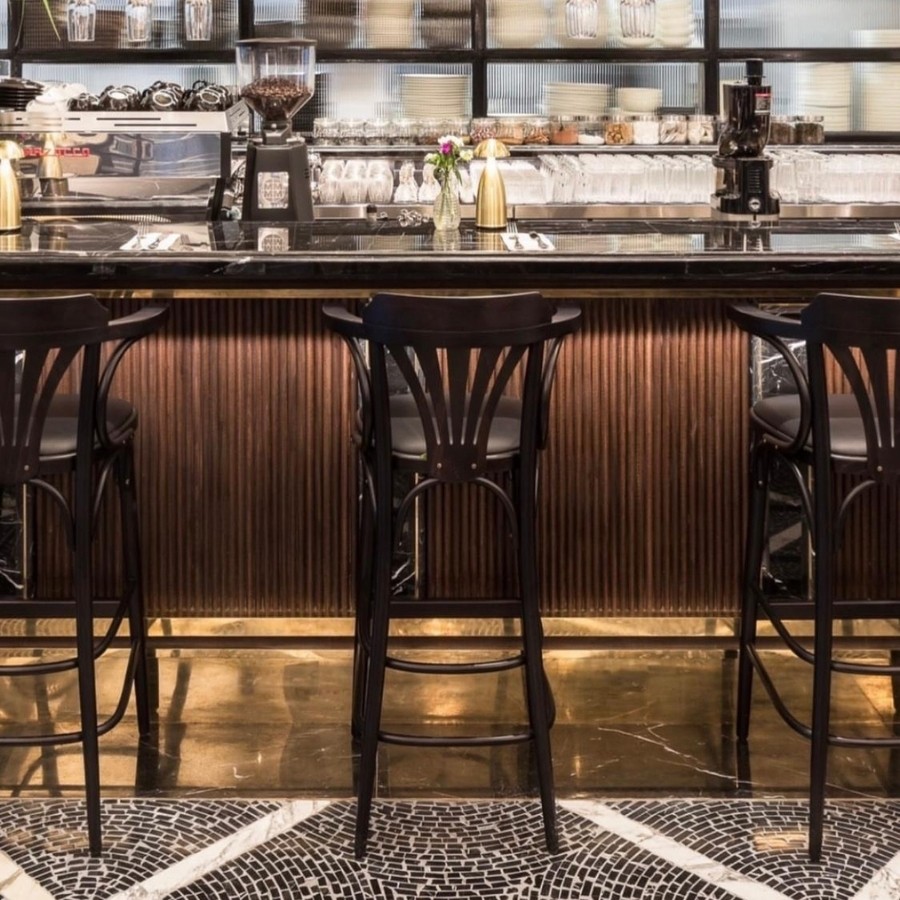 Sırtlı Thonet Bar Sandalyesi