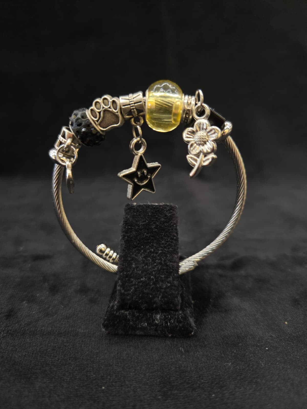 Orjinal Marka Charm Bileklik BT009