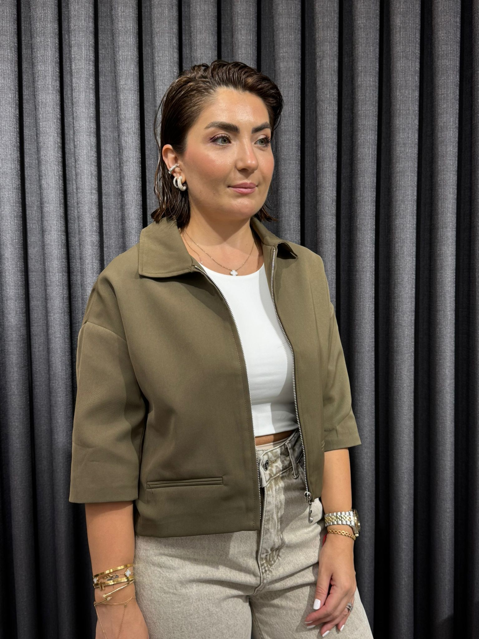 Haki Yeşil Fermuarlı Fakir Kol Ceket