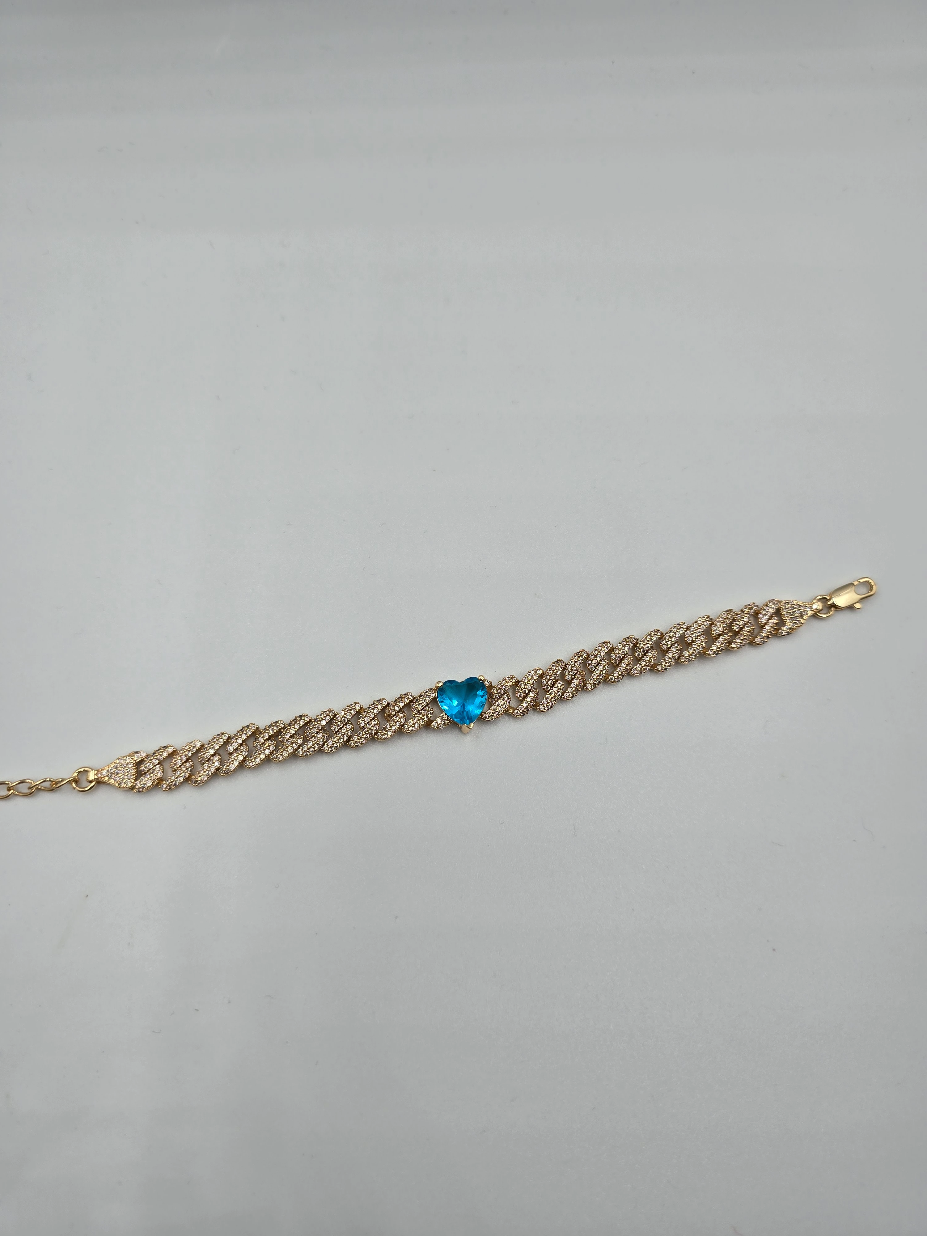 Gurmet Gold Ortası Mavi Zirkon Taş Bileklik