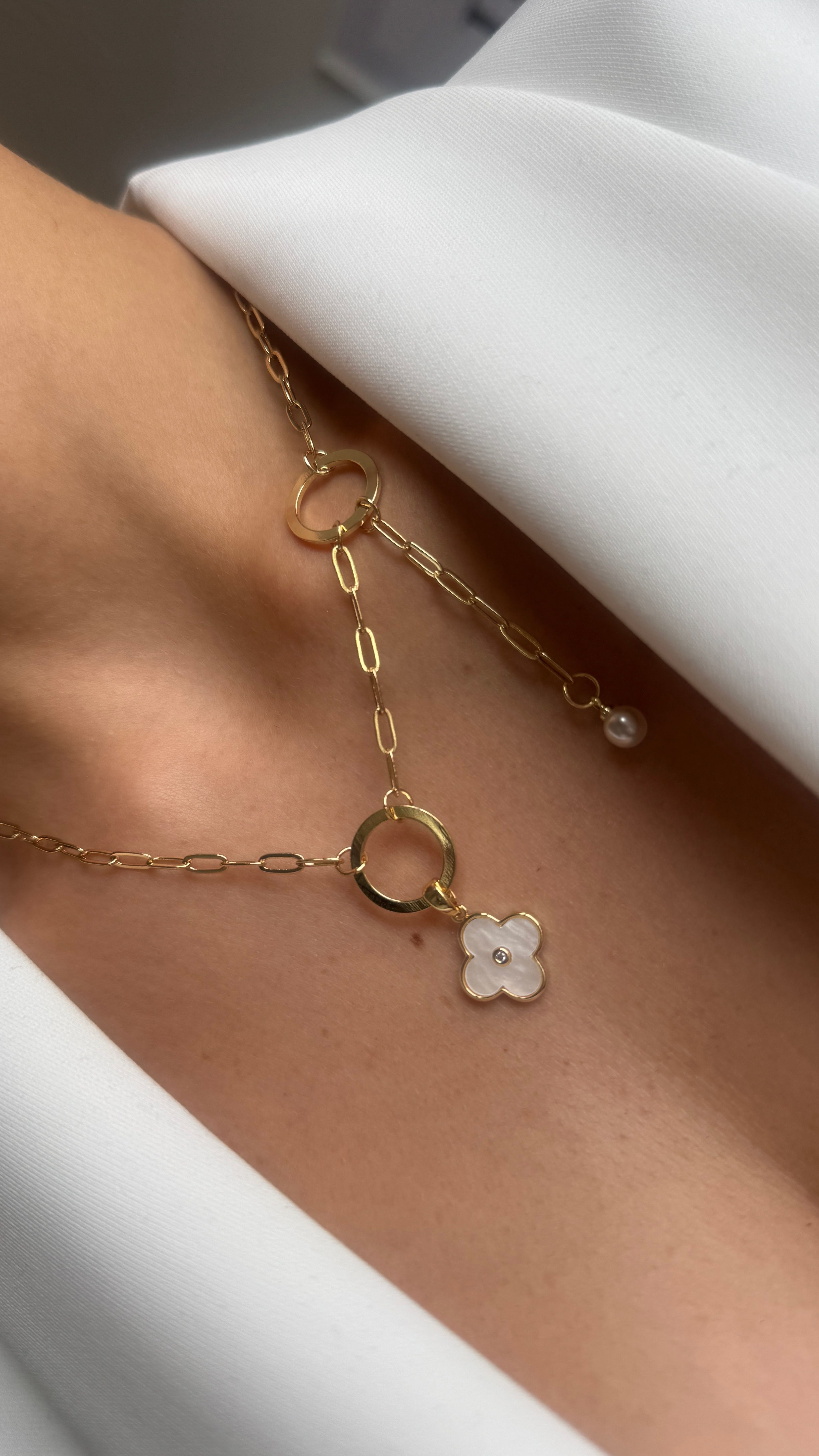 SEMBOLİCA GÖŞTERİŞLİ ŞIK 14K GOLD KAPLAMA KOLYE