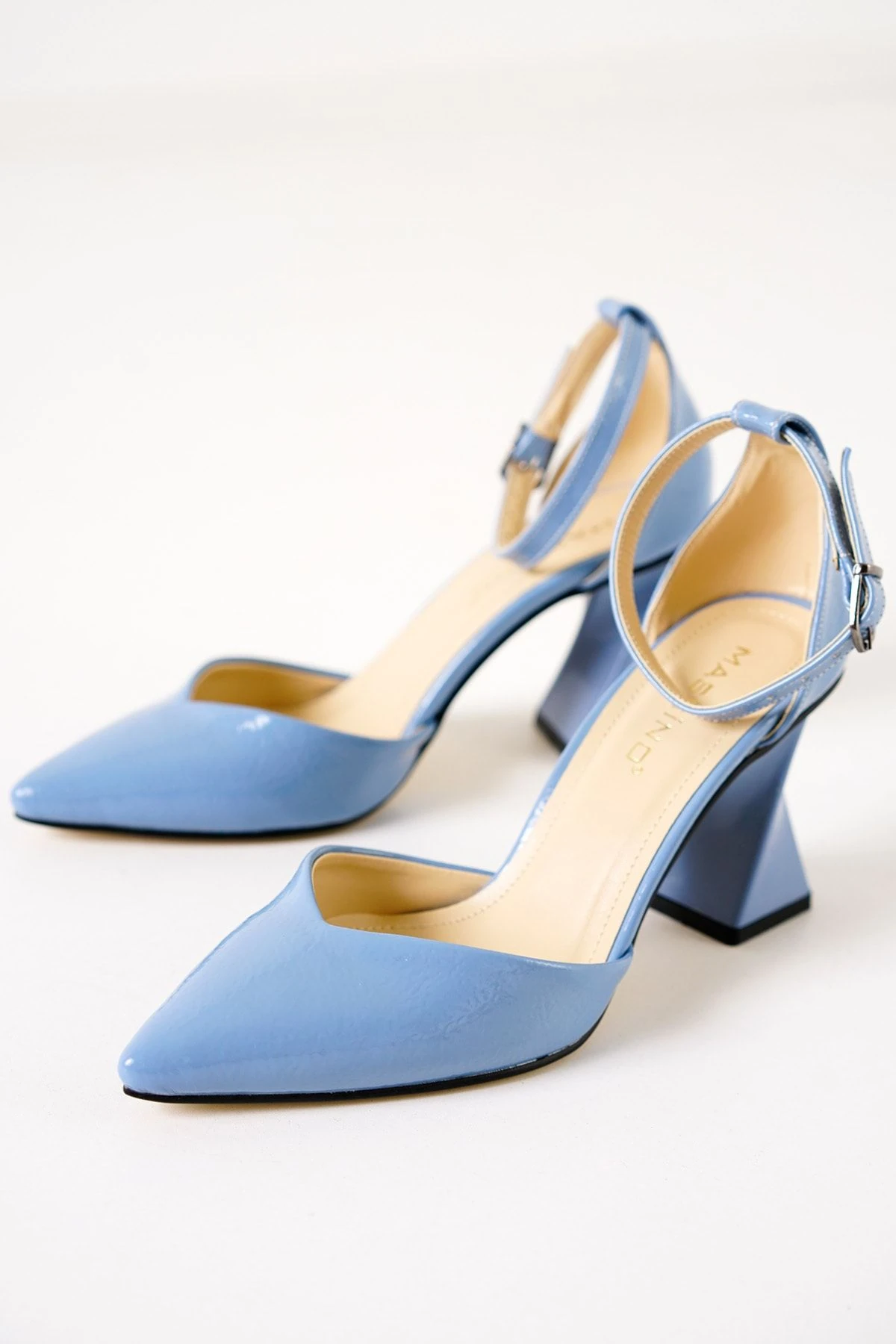 Massole-1327 Yazlık Stiletto 8cm Günlük Şık Özel Tasarım