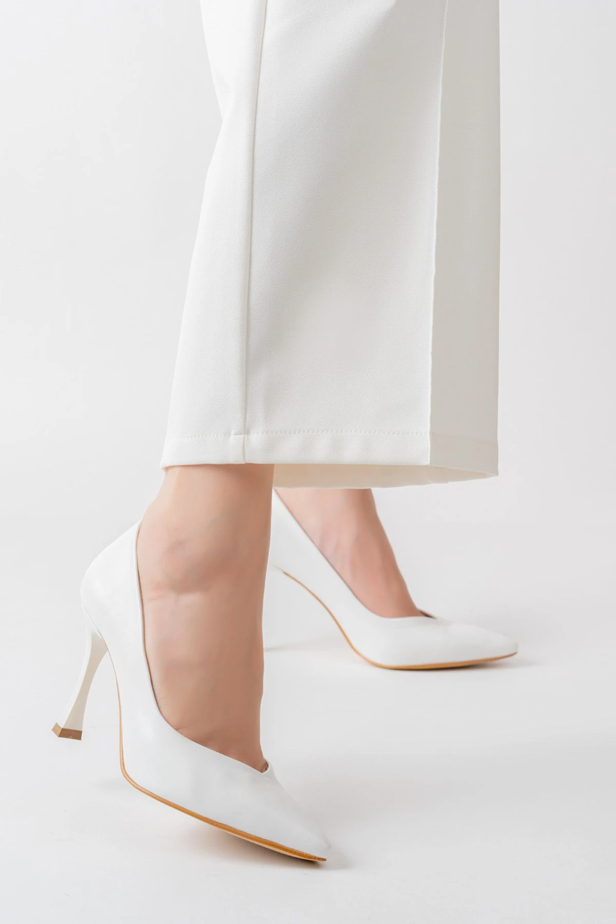 Massole-1377 Stiletto 9cm Kadın Topuklu Ayakkabı Yeni Sezon Tarz Topuk Şık Günlük Rahat Orijinal Marka - beyaz deri̇