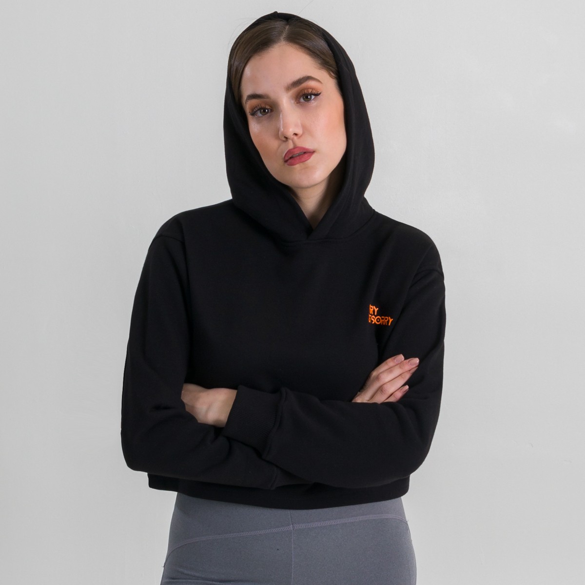 Sorry Not Sorry - Siyah Crop Top Hoodie