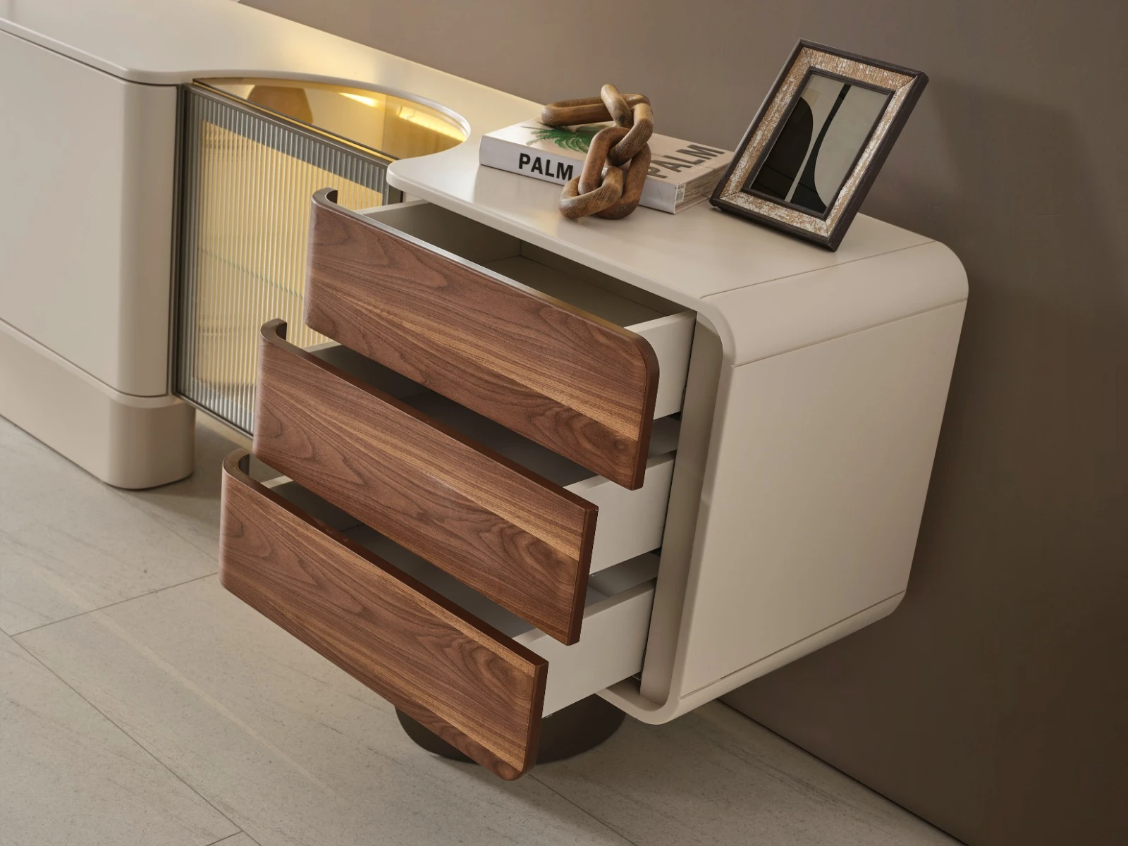 VALENTİN YEMEK ODASI