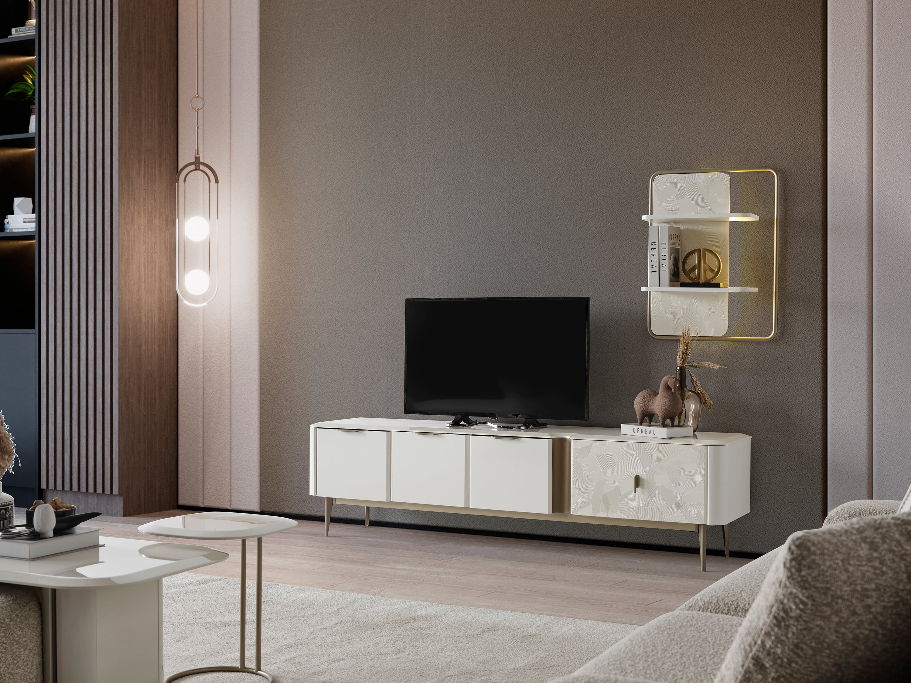 VOYAGE TV PANO 