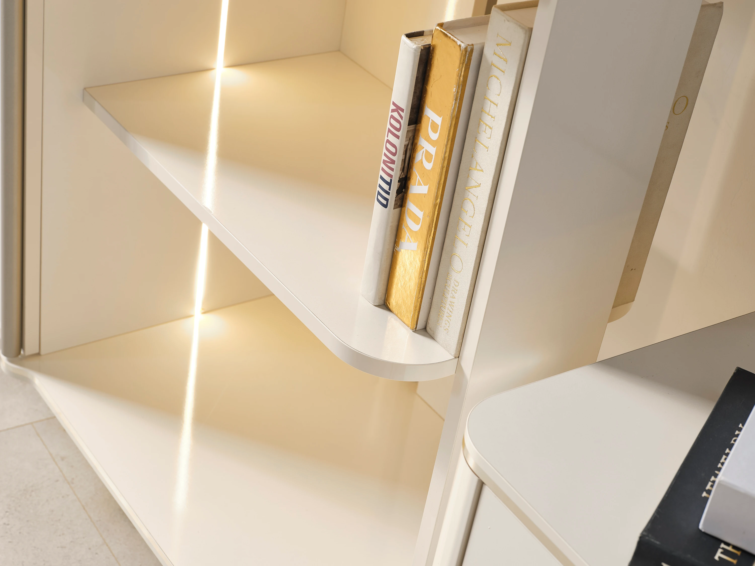 KAVİS KİTAPLIK SOL BLOK