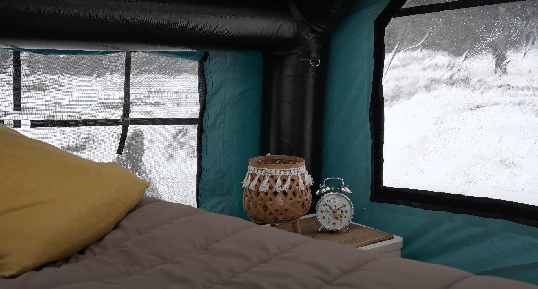Winter Garden Air Tent